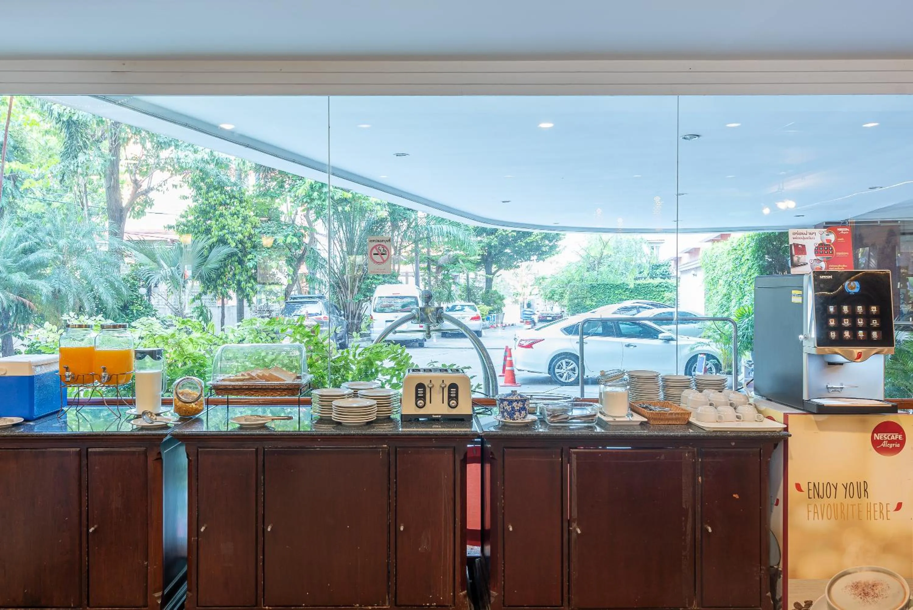 Breakfast in Nonthaburi Palace Hotel