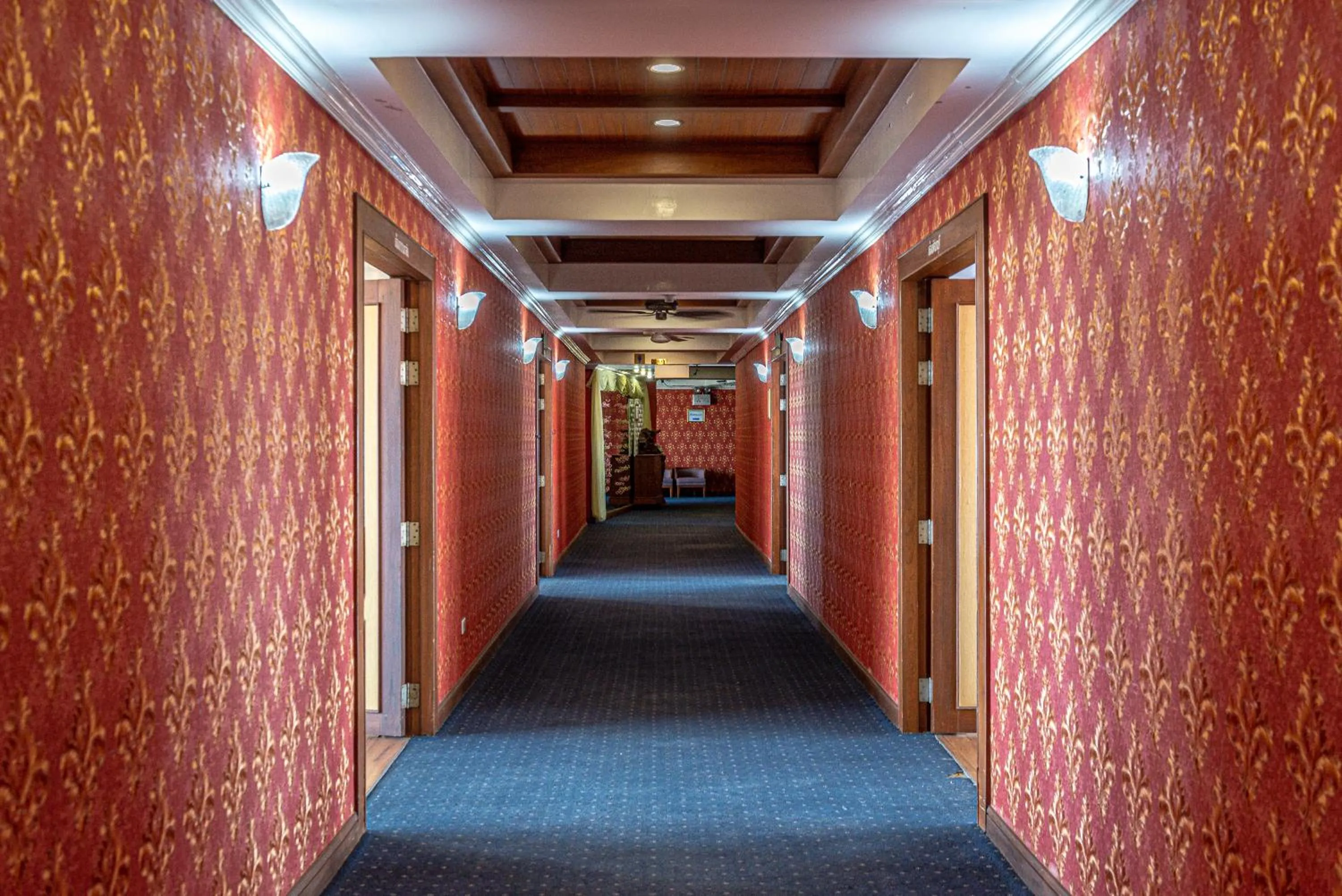 Meeting/conference room in Nonthaburi Palace Hotel