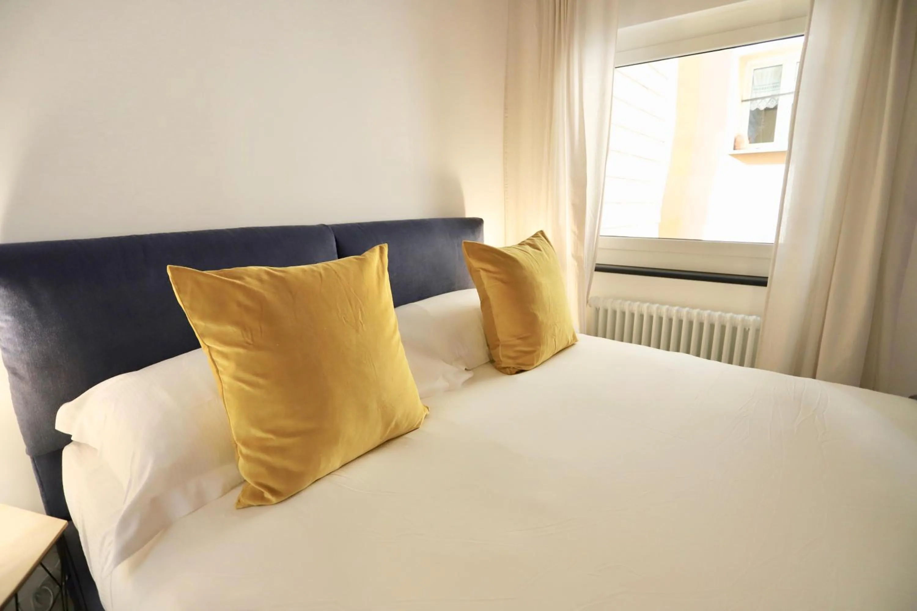 Bedroom, Bed in Palazzina B - Contemporary Studio