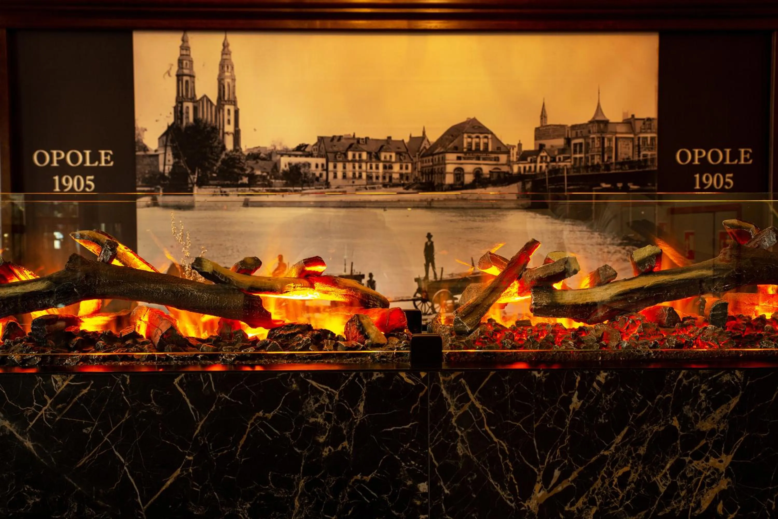 Restaurant/places to eat in Hotel Piast