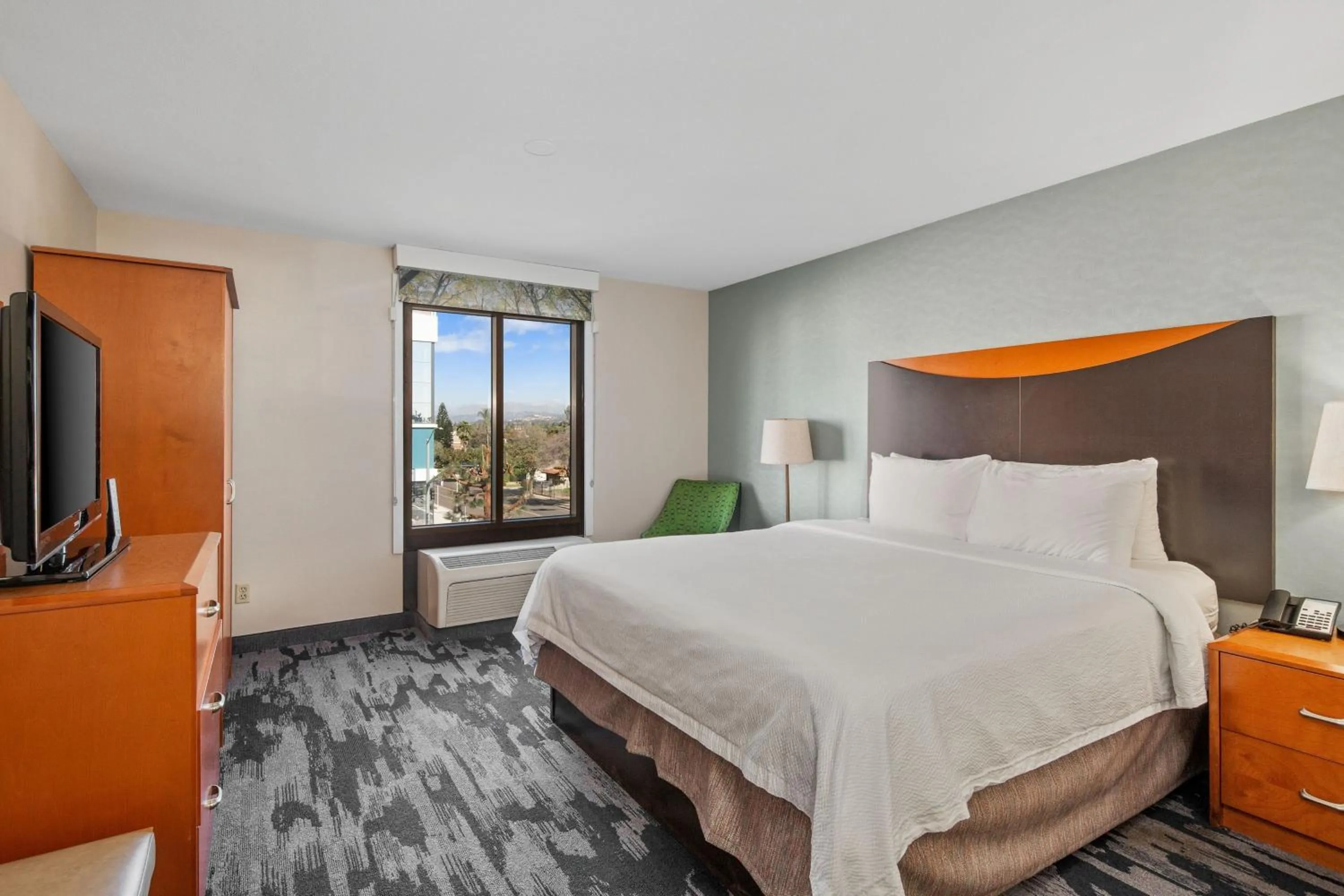 Photo of the whole room, Bed in Fairfield Inn & Suites Anaheim North Buena Park