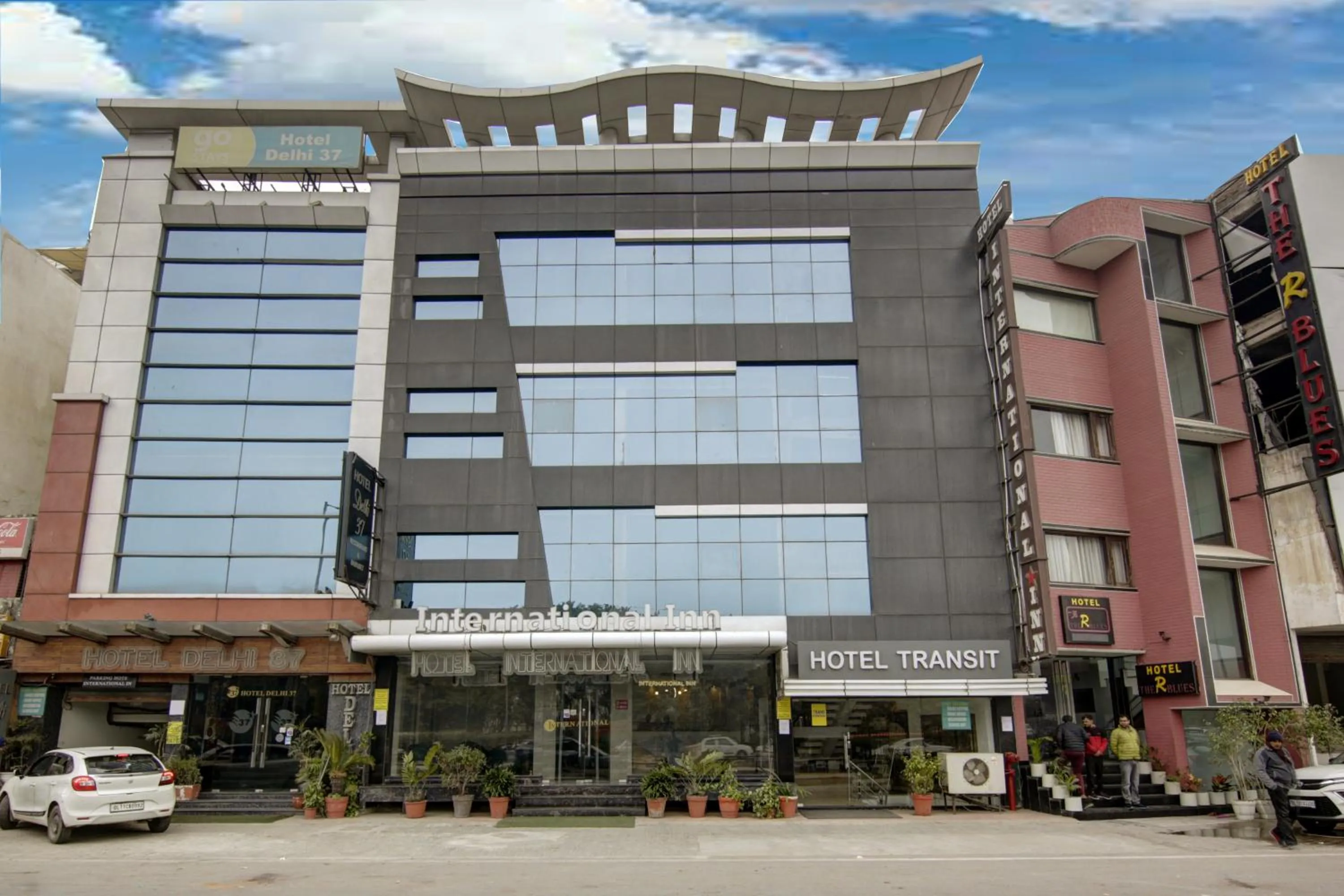 Property building in Hotel International Inn - Near Delhi Airport