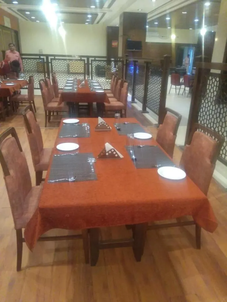 Restaurant/places to eat in The Cambay Grand