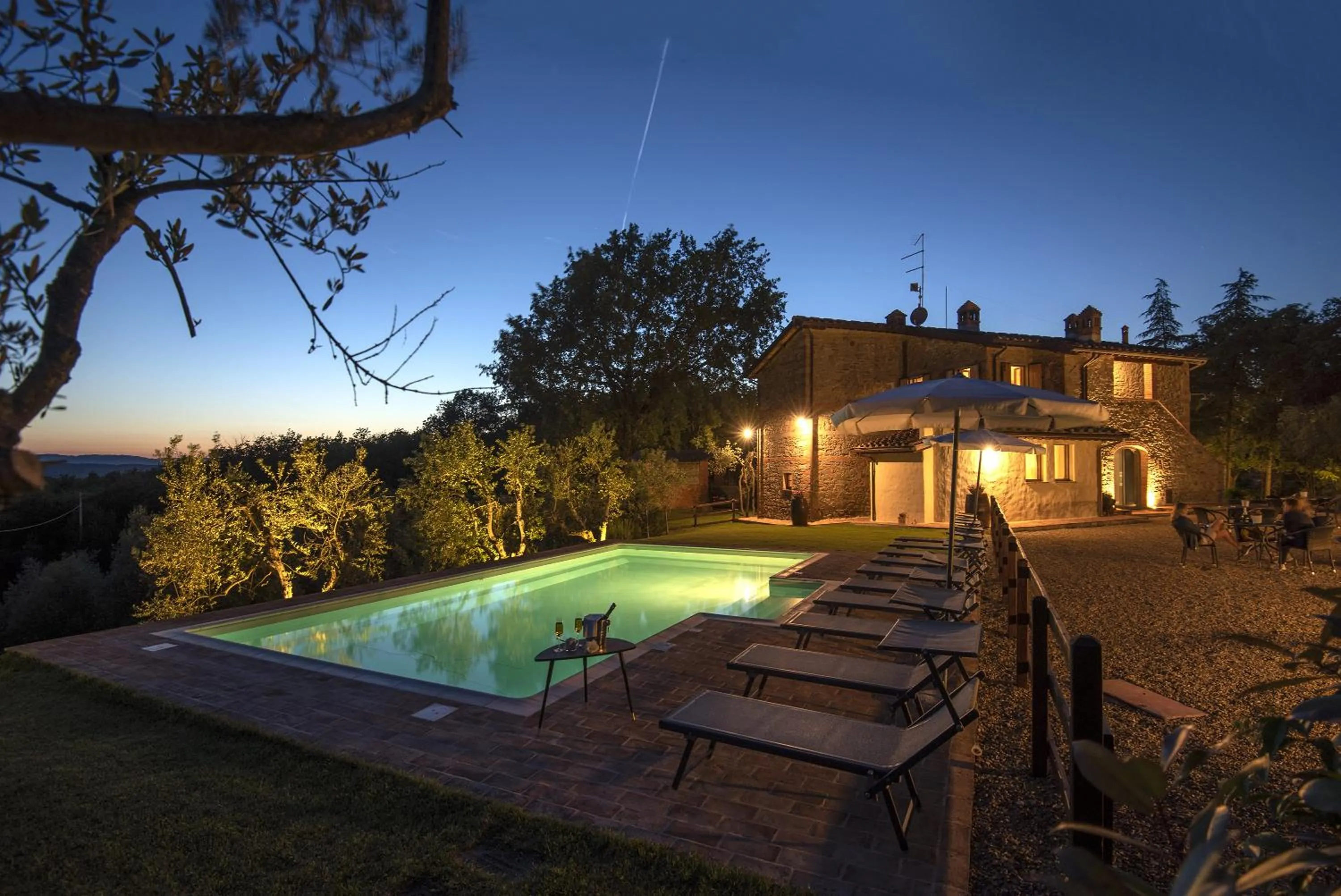Swimming pool in B&B Country House Poggio Del Drago