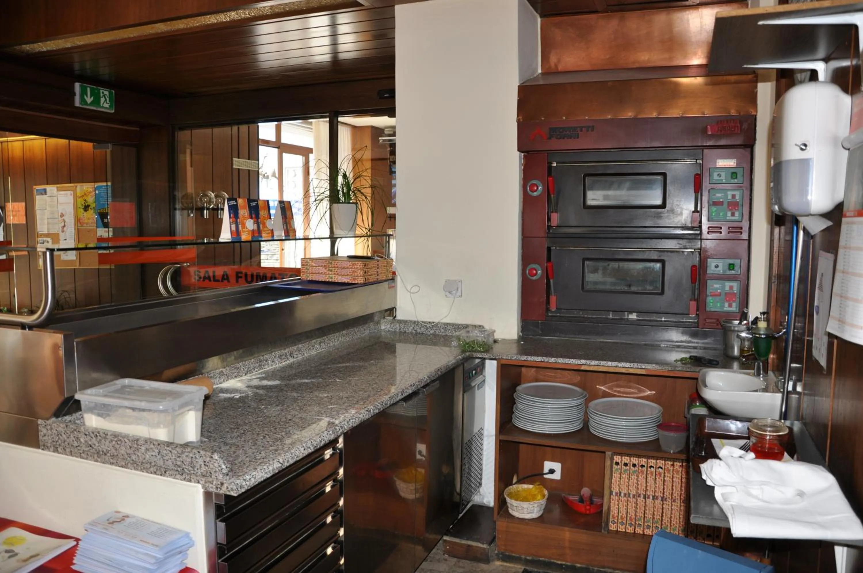 Restaurant/places to eat in Albergo Stazione