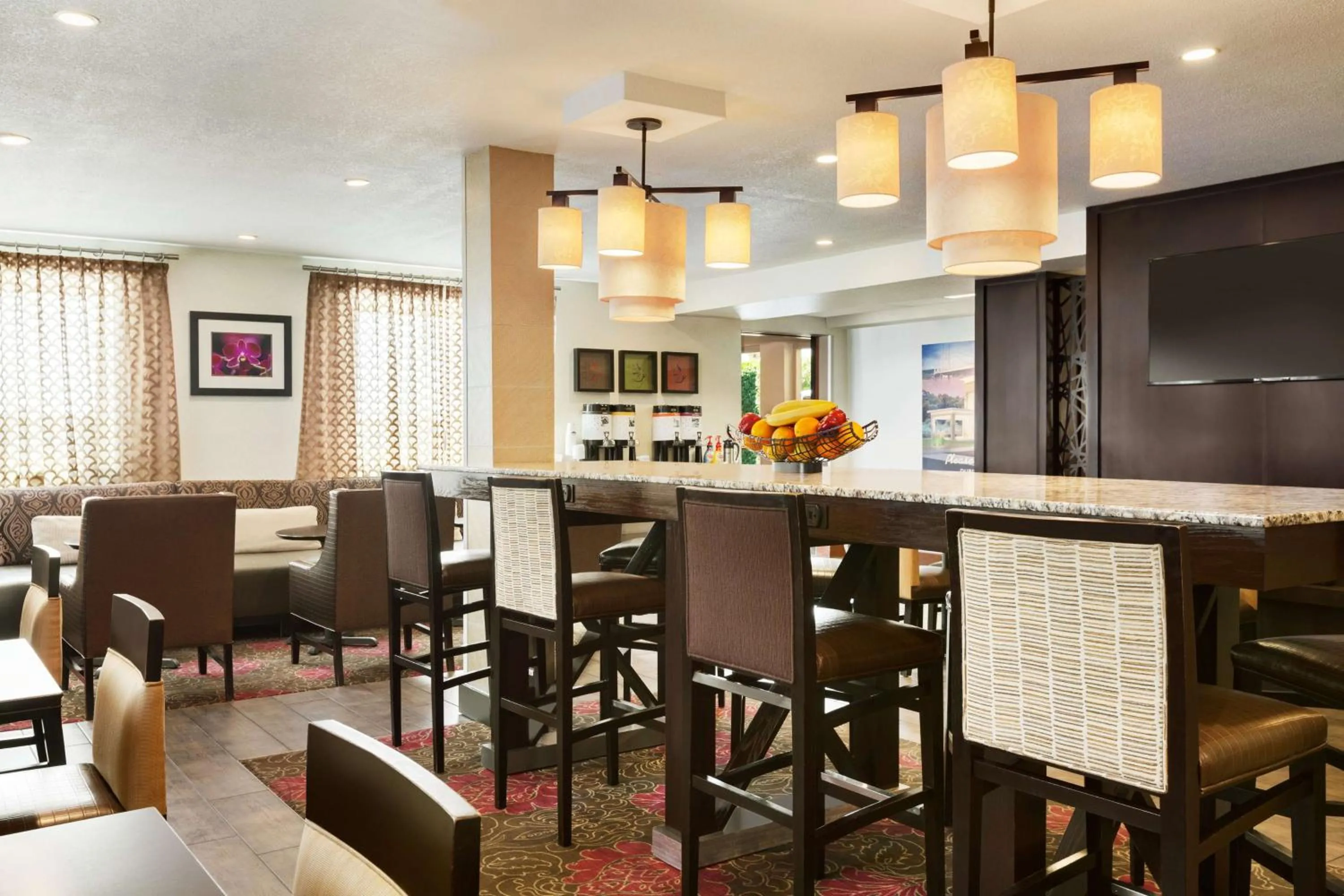 Restaurant/places to eat in Hampton Inn - Portland/Clackamas