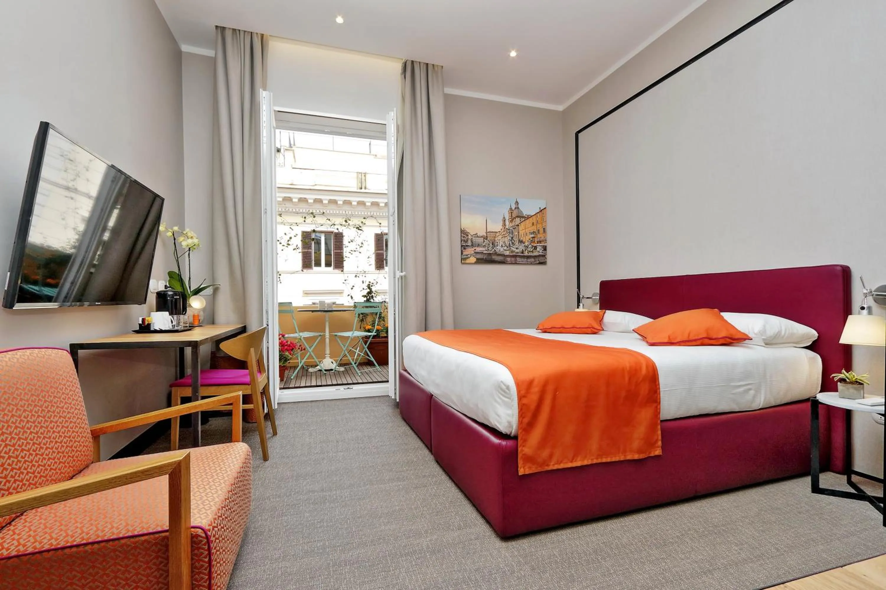 TV and multimedia, Bed in Relais Vittoria Colonna