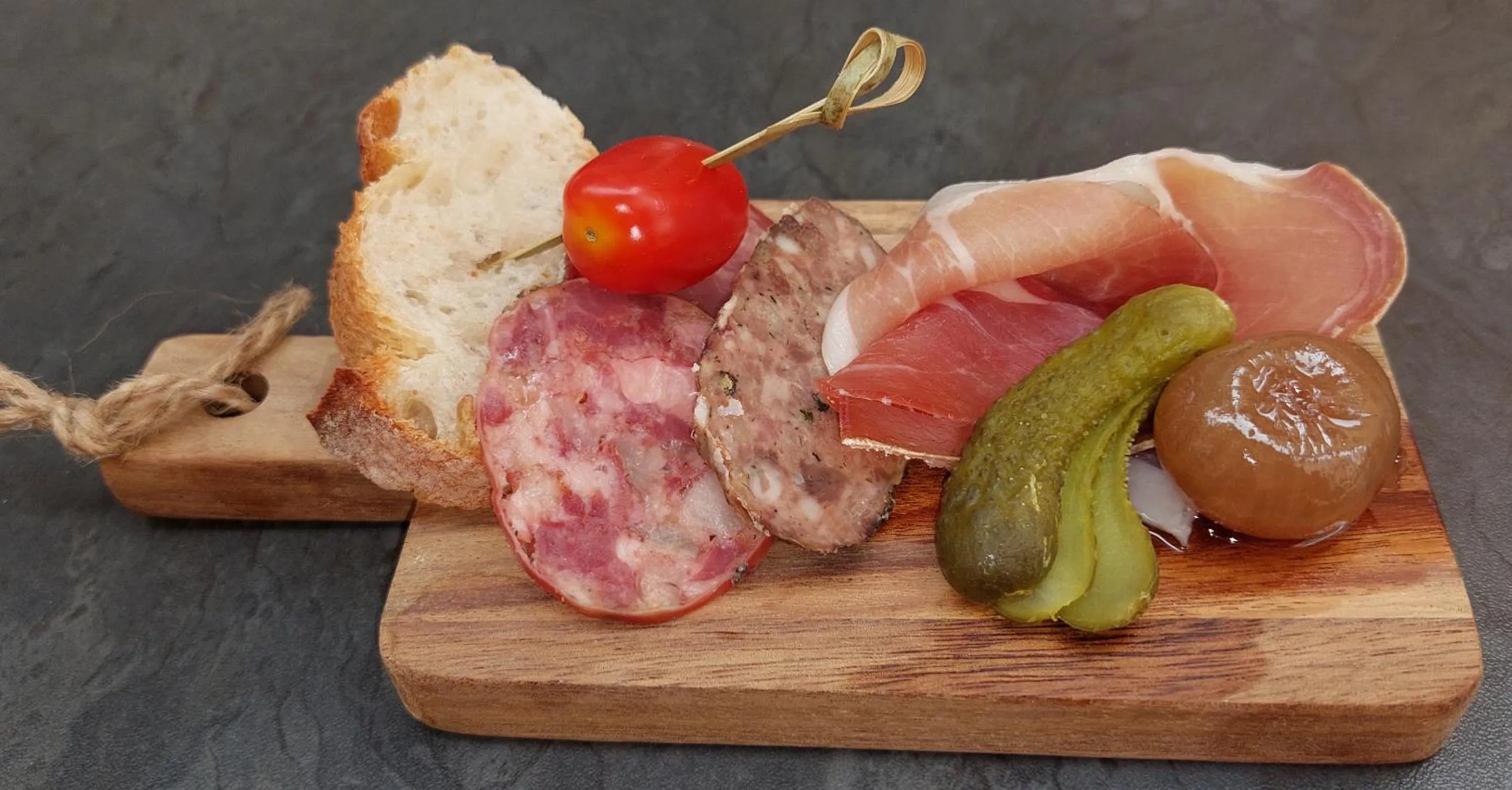 Food and drinks in Hotel Pascal