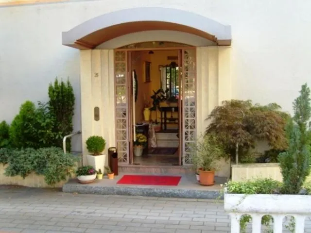 Facade/entrance in Albergo Marenghi