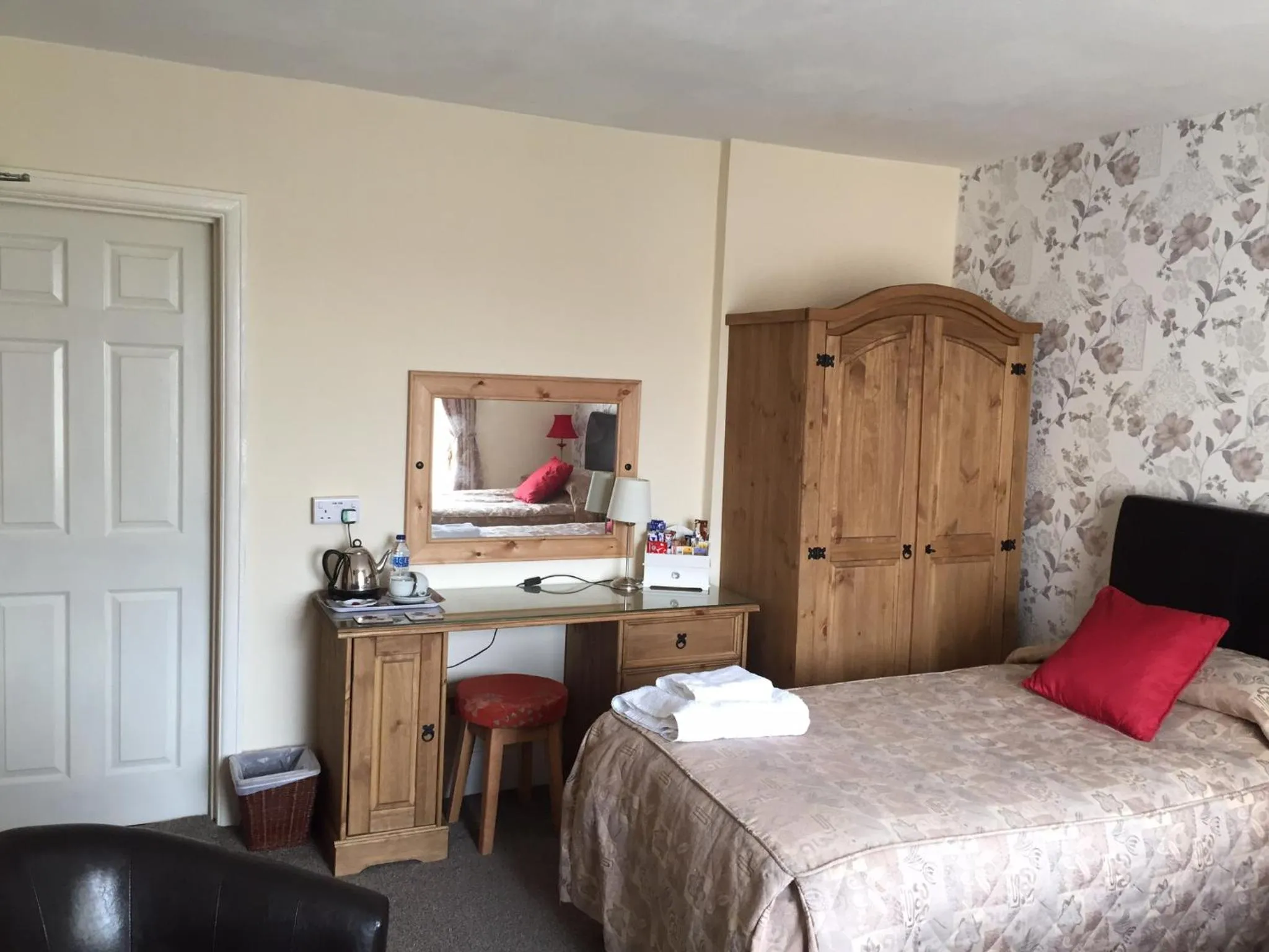 Bed in The Northdale Hotel Ltd