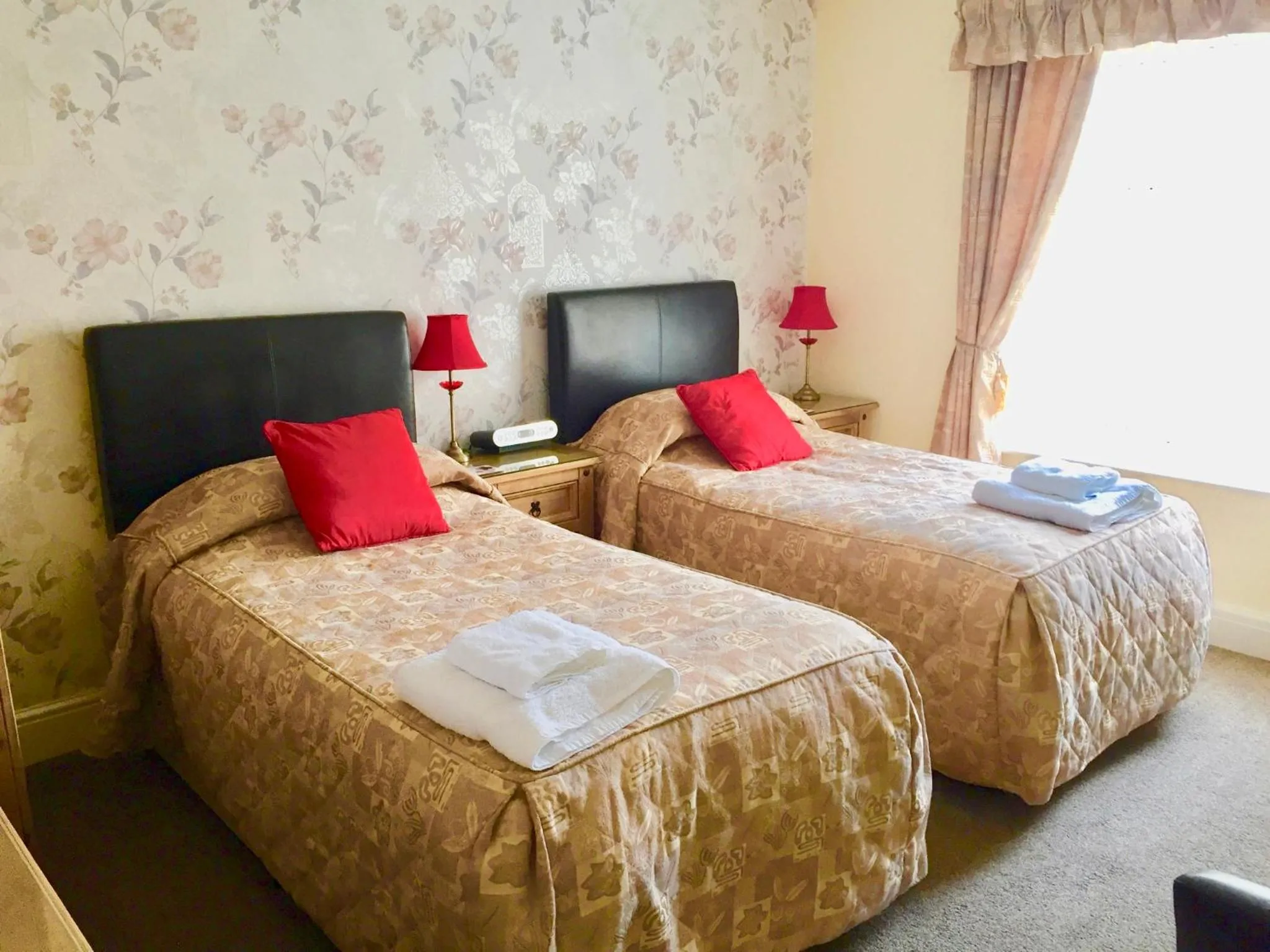 Bed in The Northdale Hotel Ltd