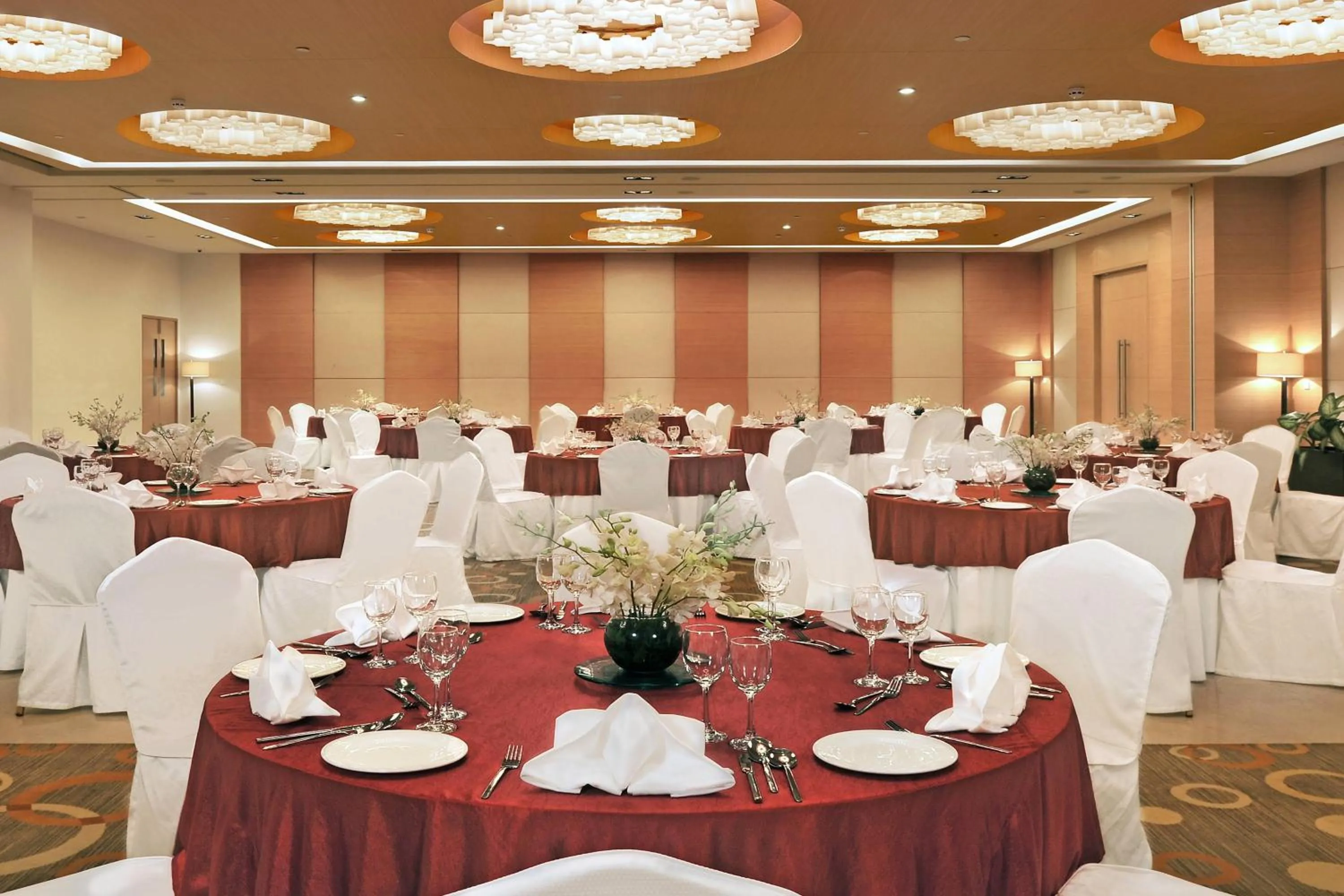 Meeting/conference room in Four Points by Sheraton Hotel and Serviced Apartments Pune