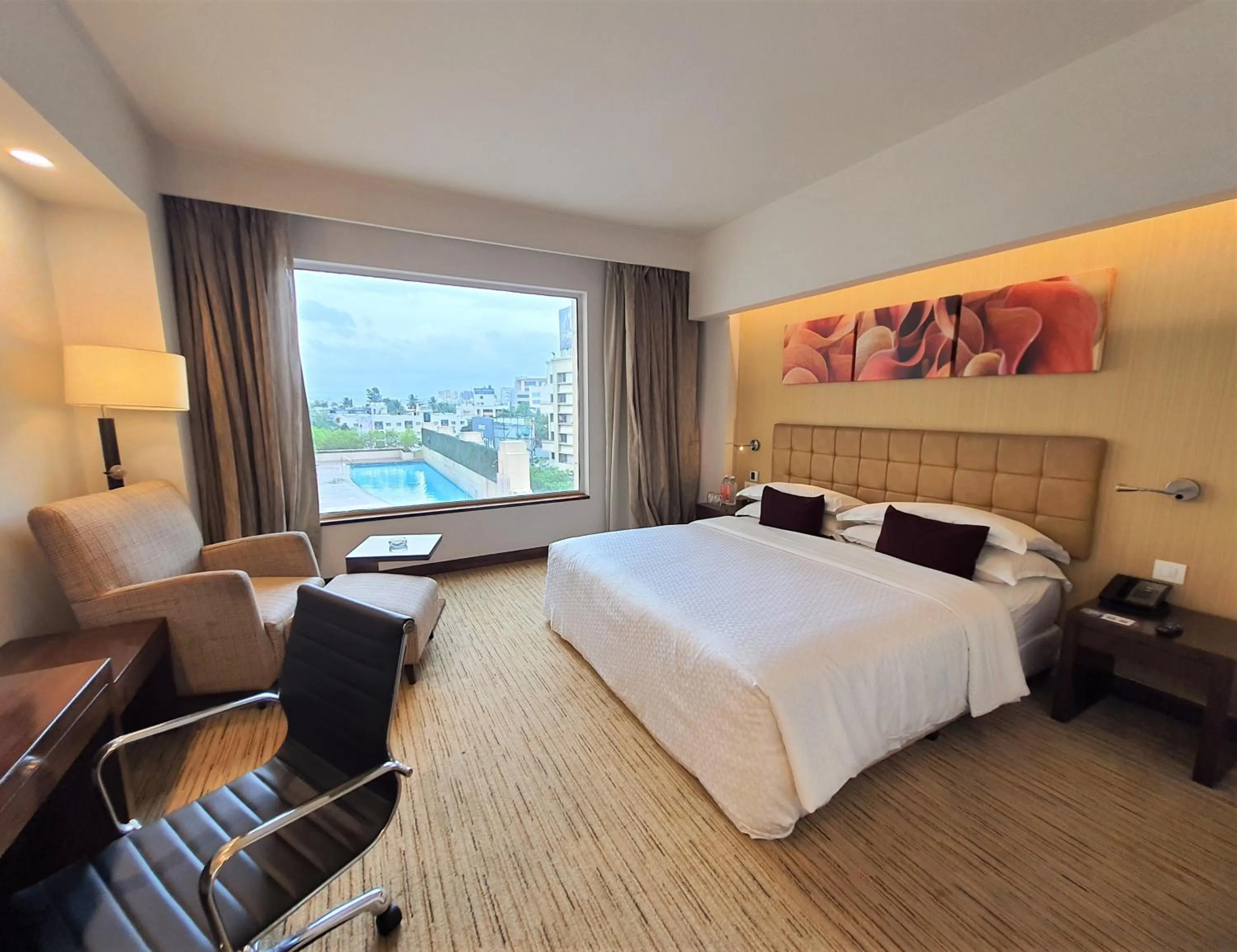 Bedroom, Bed in Four Points by Sheraton Hotel and Serviced Apartments Pune