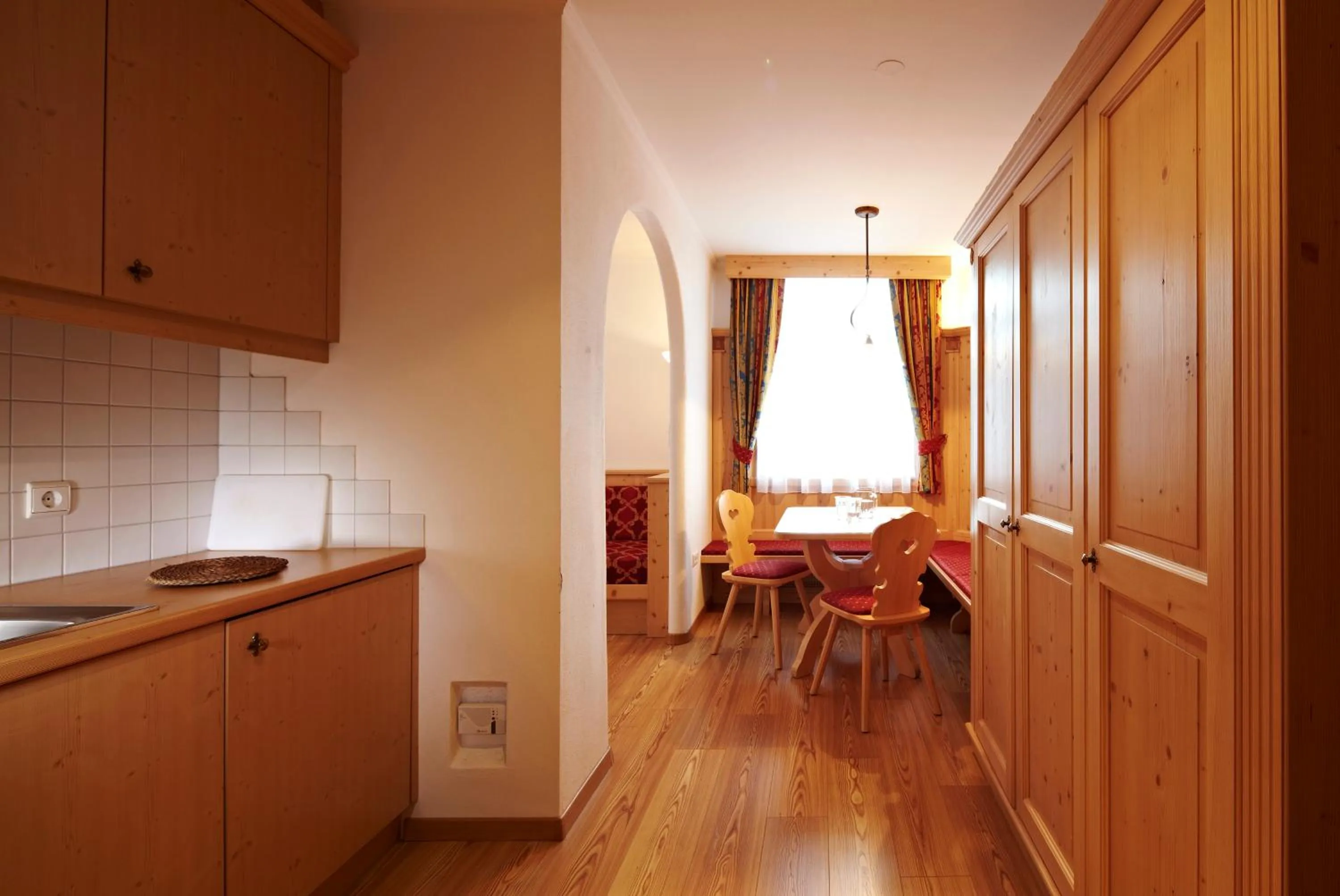 Kitchen or kitchenette in Apparthotel Germania