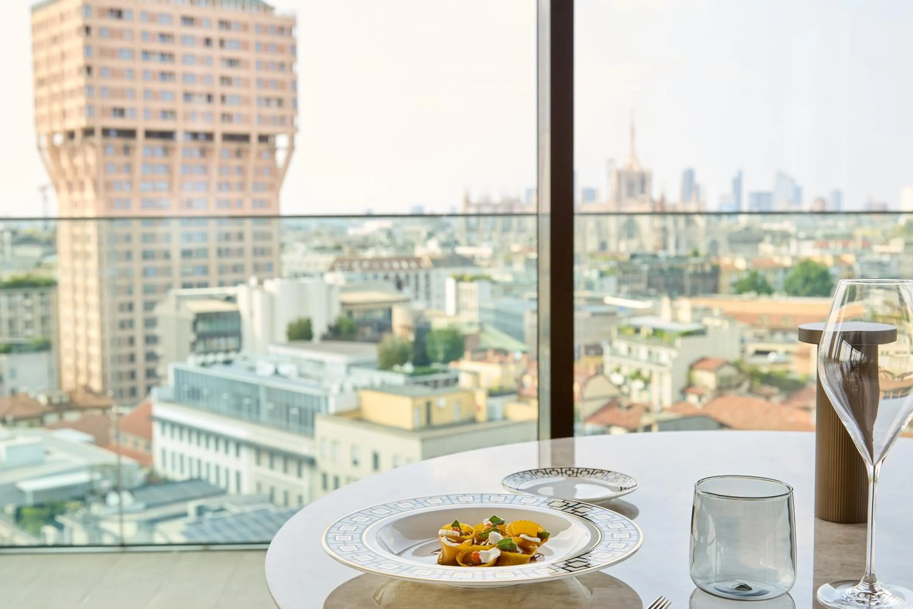 Restaurant/places to eat in Uptown Palace