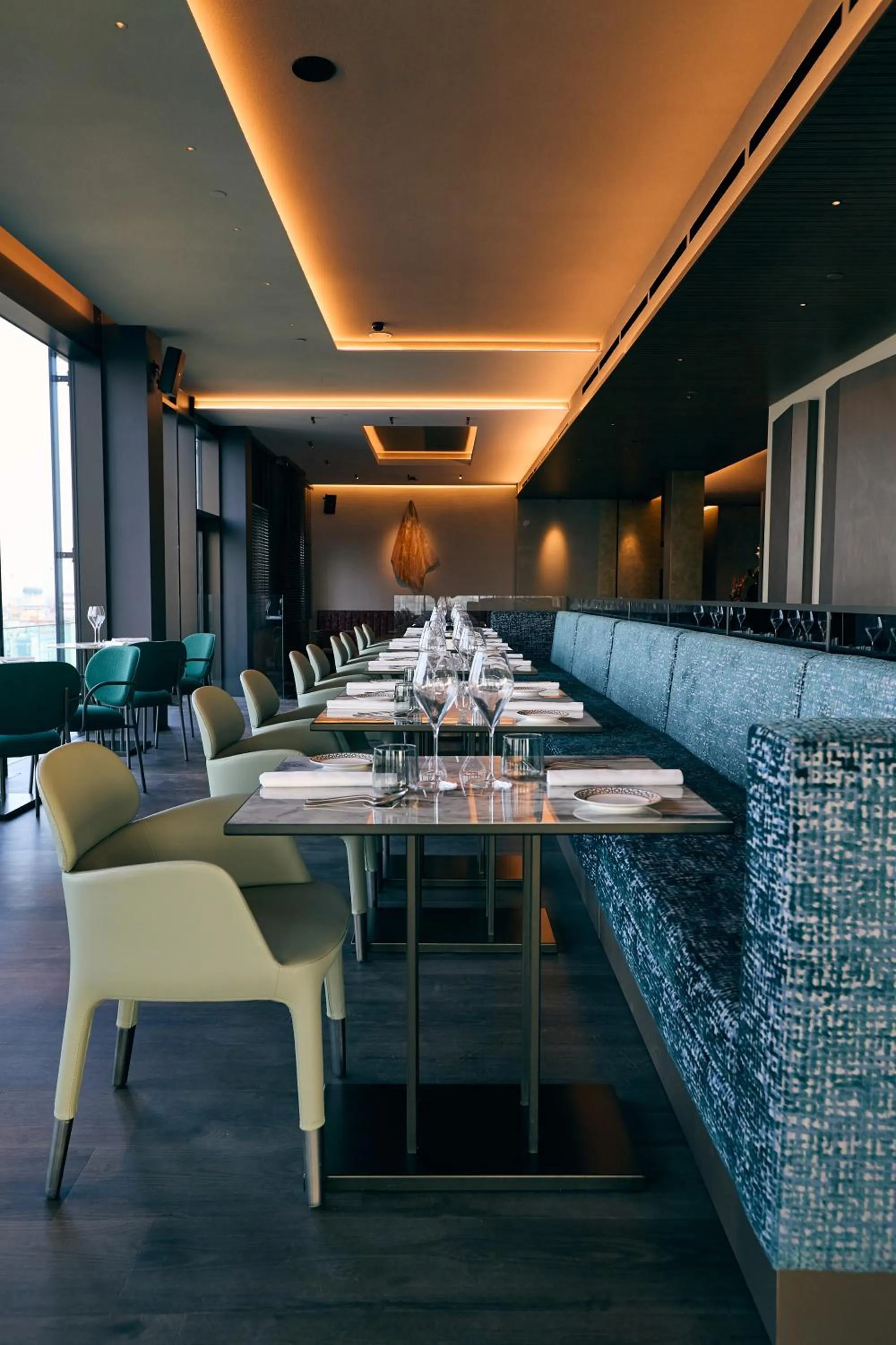 Restaurant/places to eat in Uptown Palace