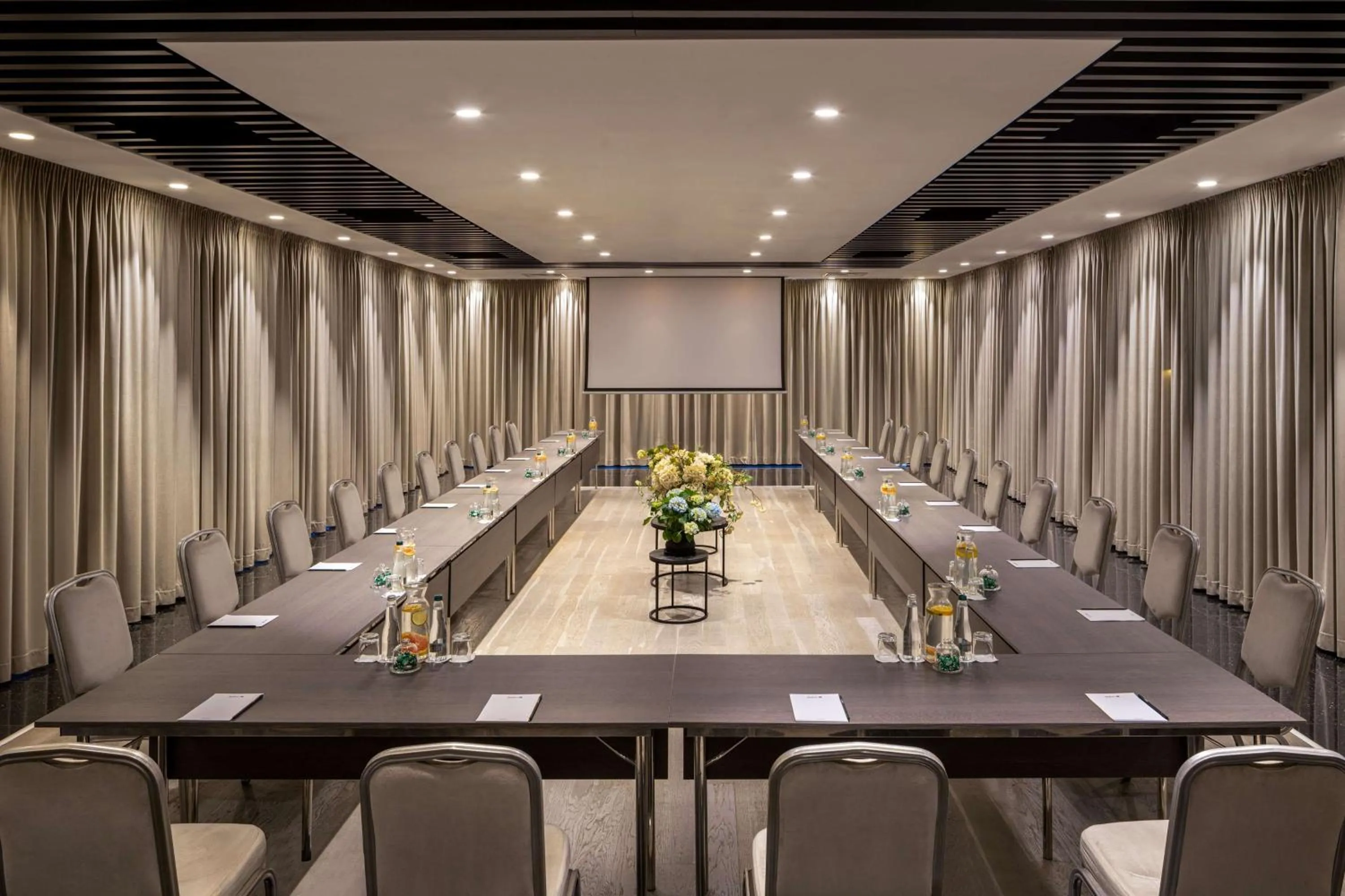Meeting/conference room in Radisson Blu Leogrand Hotel