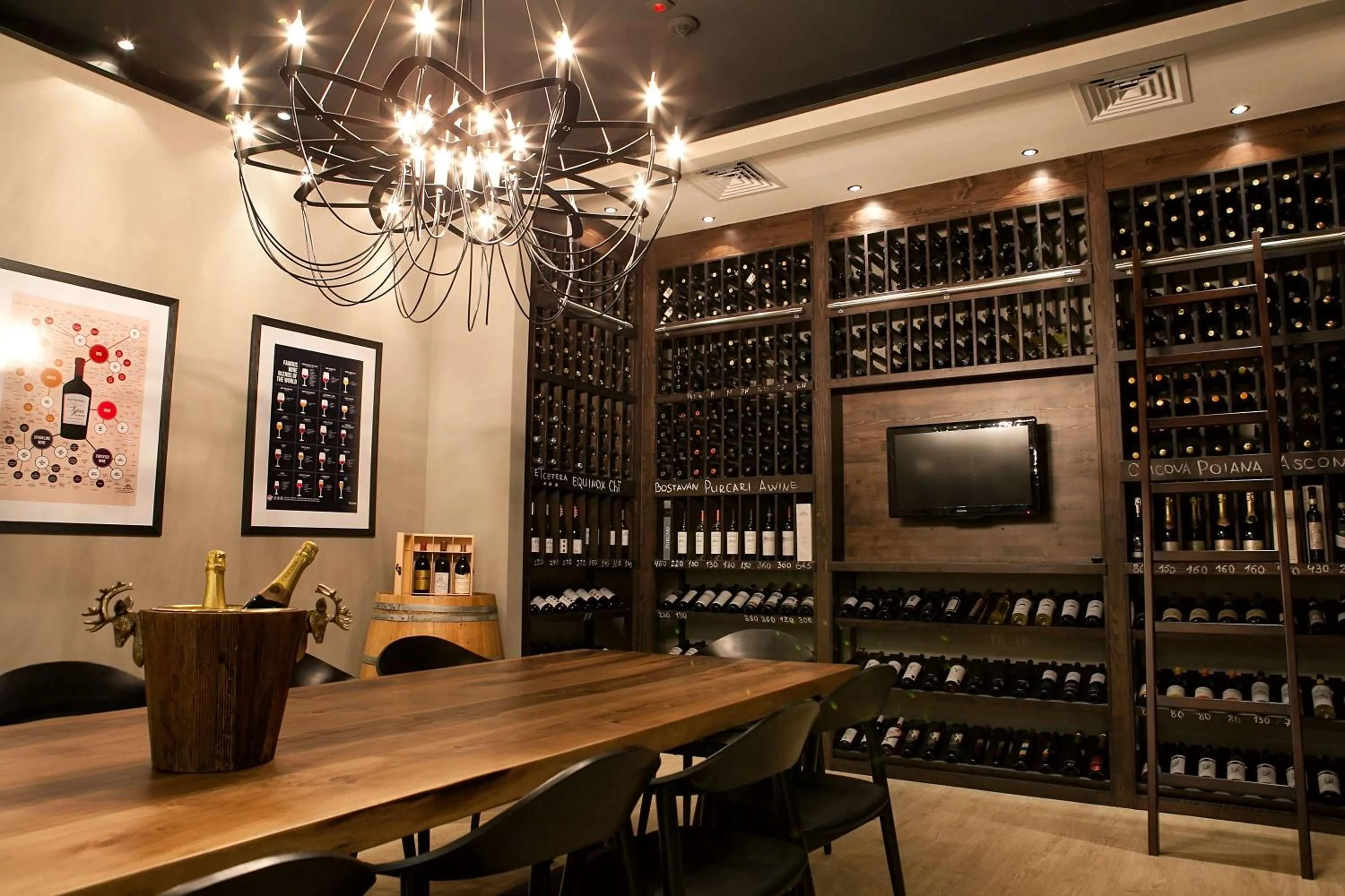 Lounge or bar in Radisson Blu Leogrand Hotel