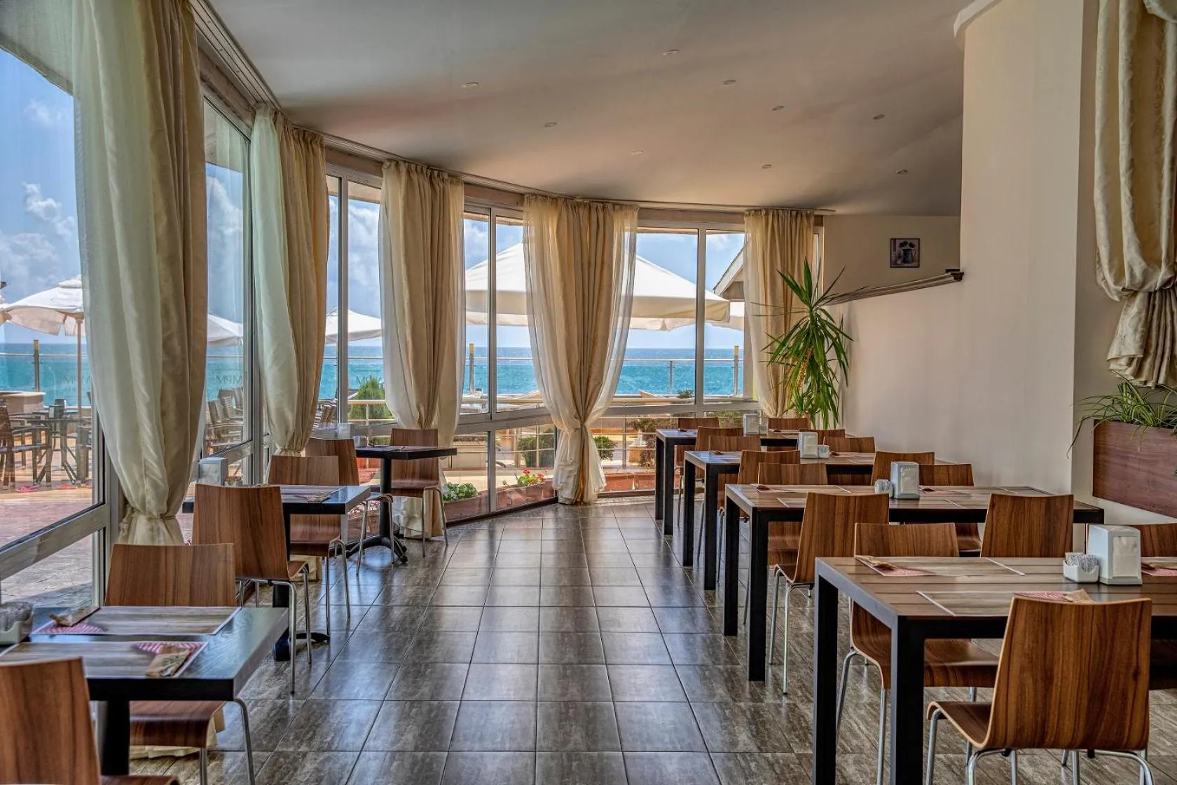 Restaurant/places to eat in MPM Hotel Arsena - Ultra All Inclusive
