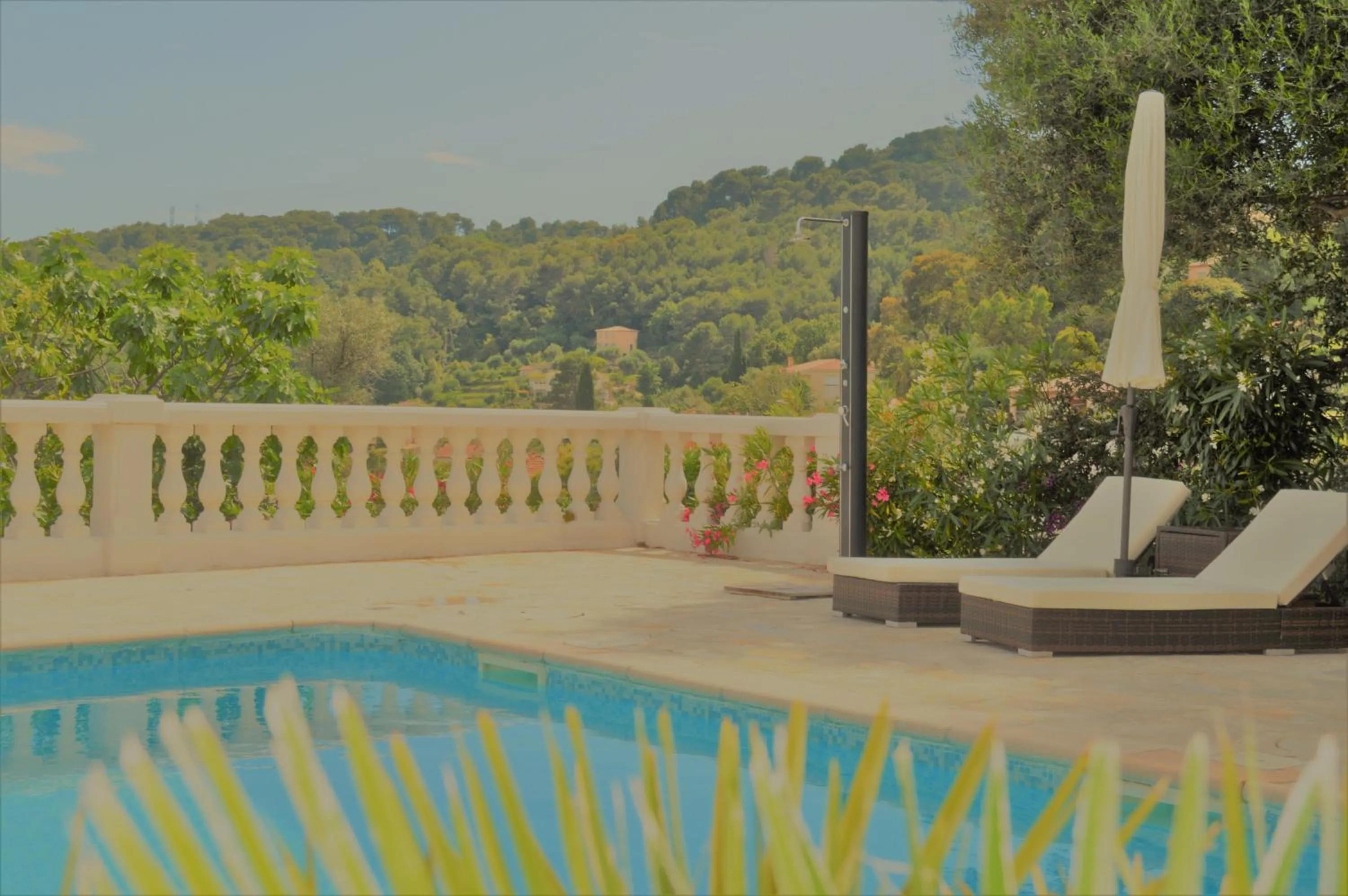 Patio in Villa La Terre Des Lauriers