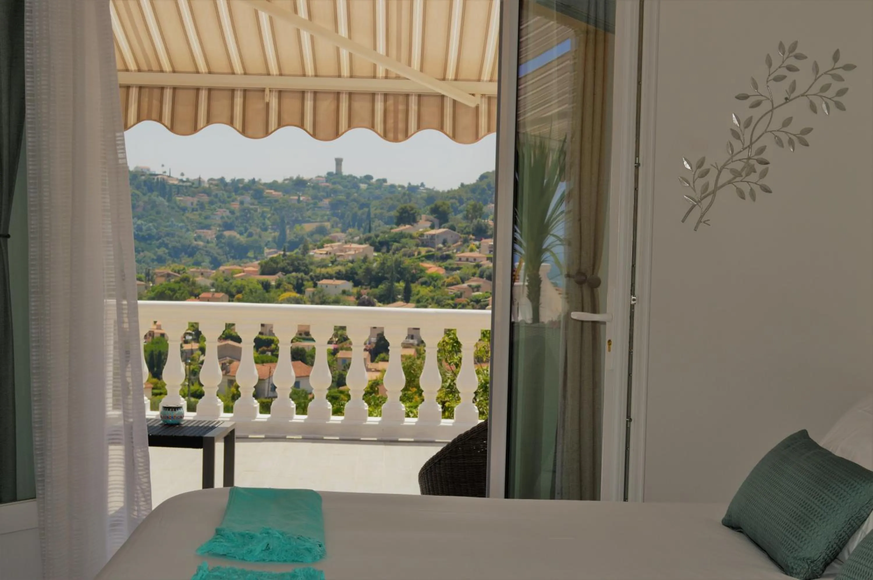 Villa La Terre Des Lauriers