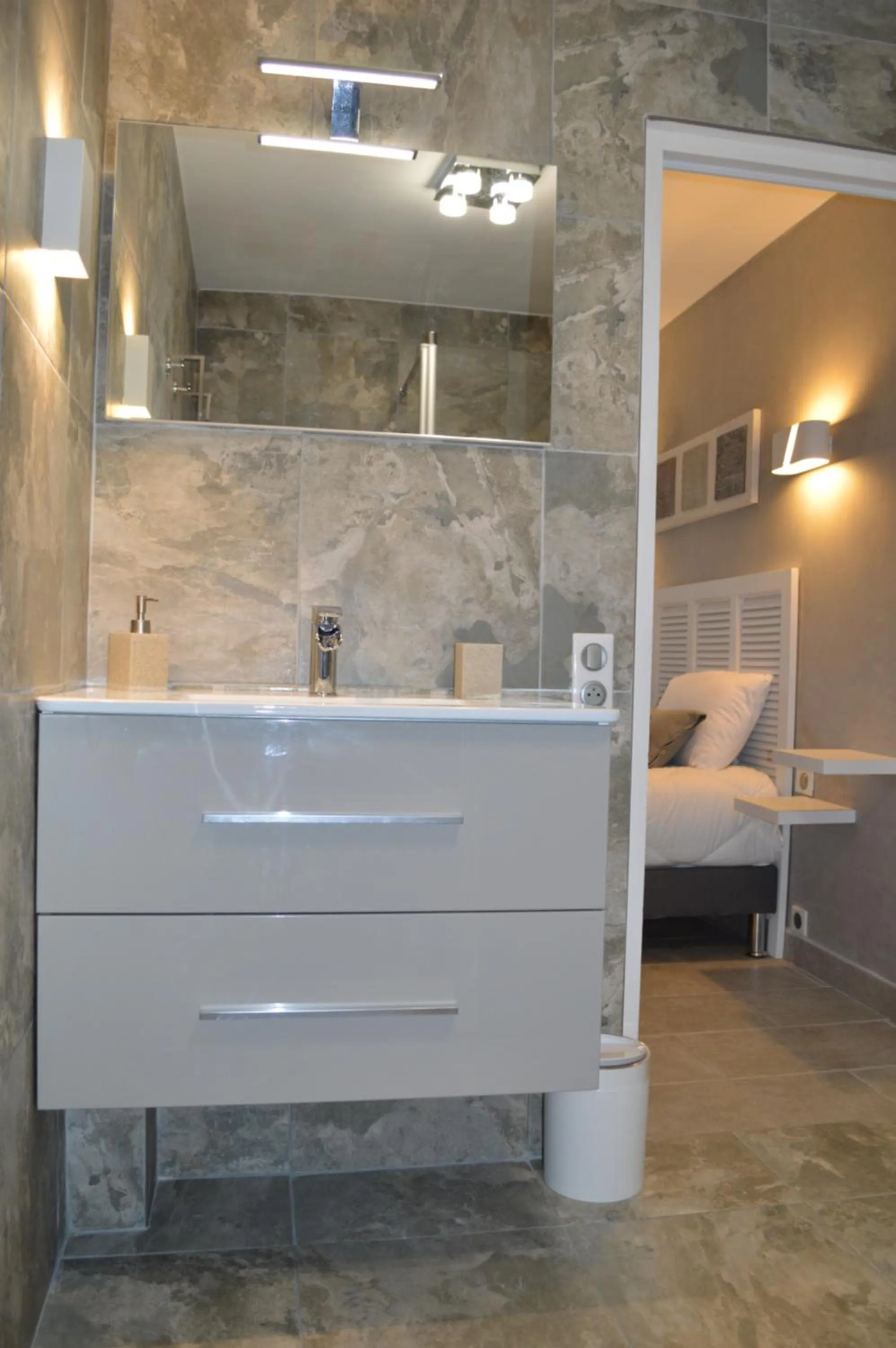 Shower in Villa La Terre Des Lauriers