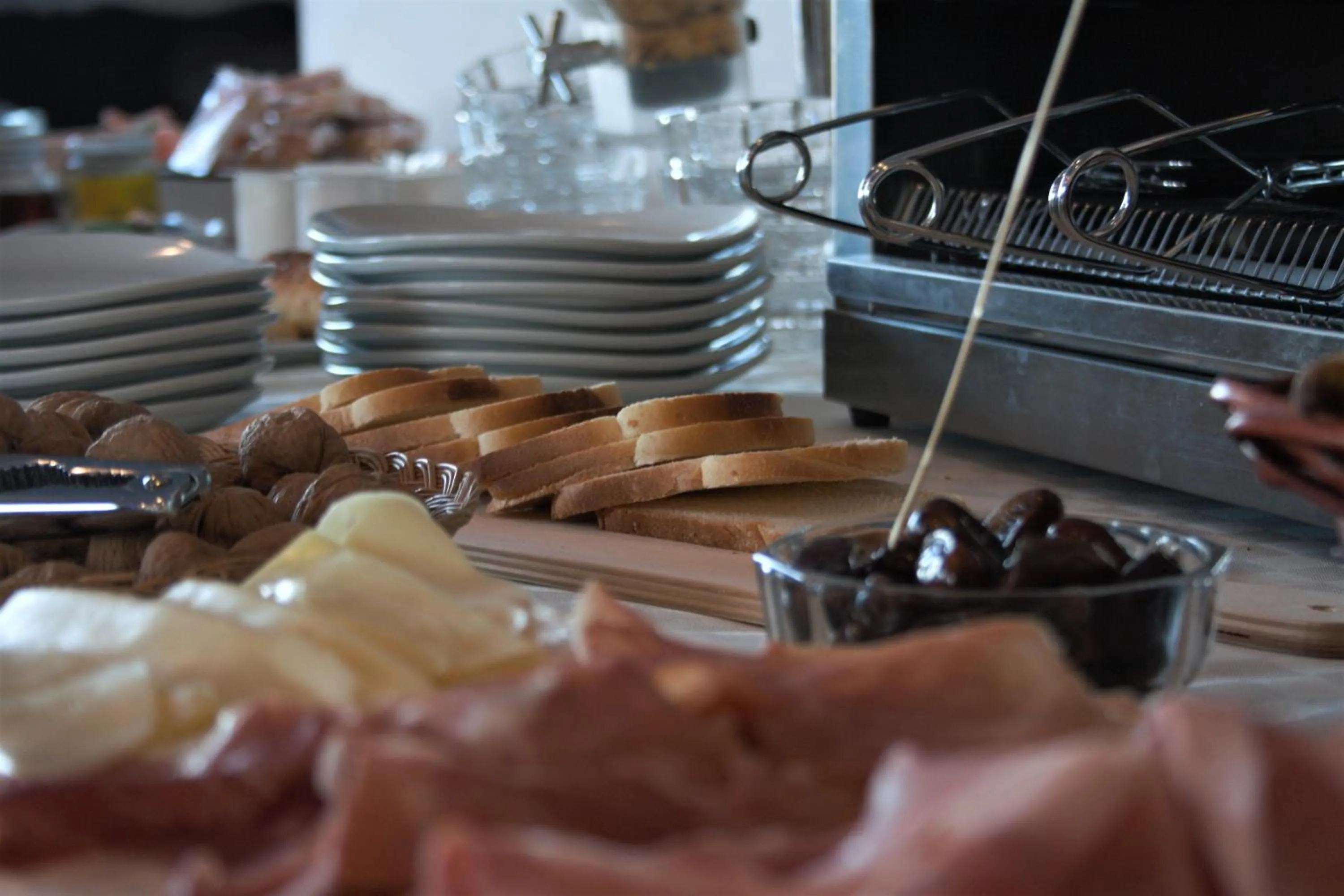 Breakfast in Blue Moon Hotel
