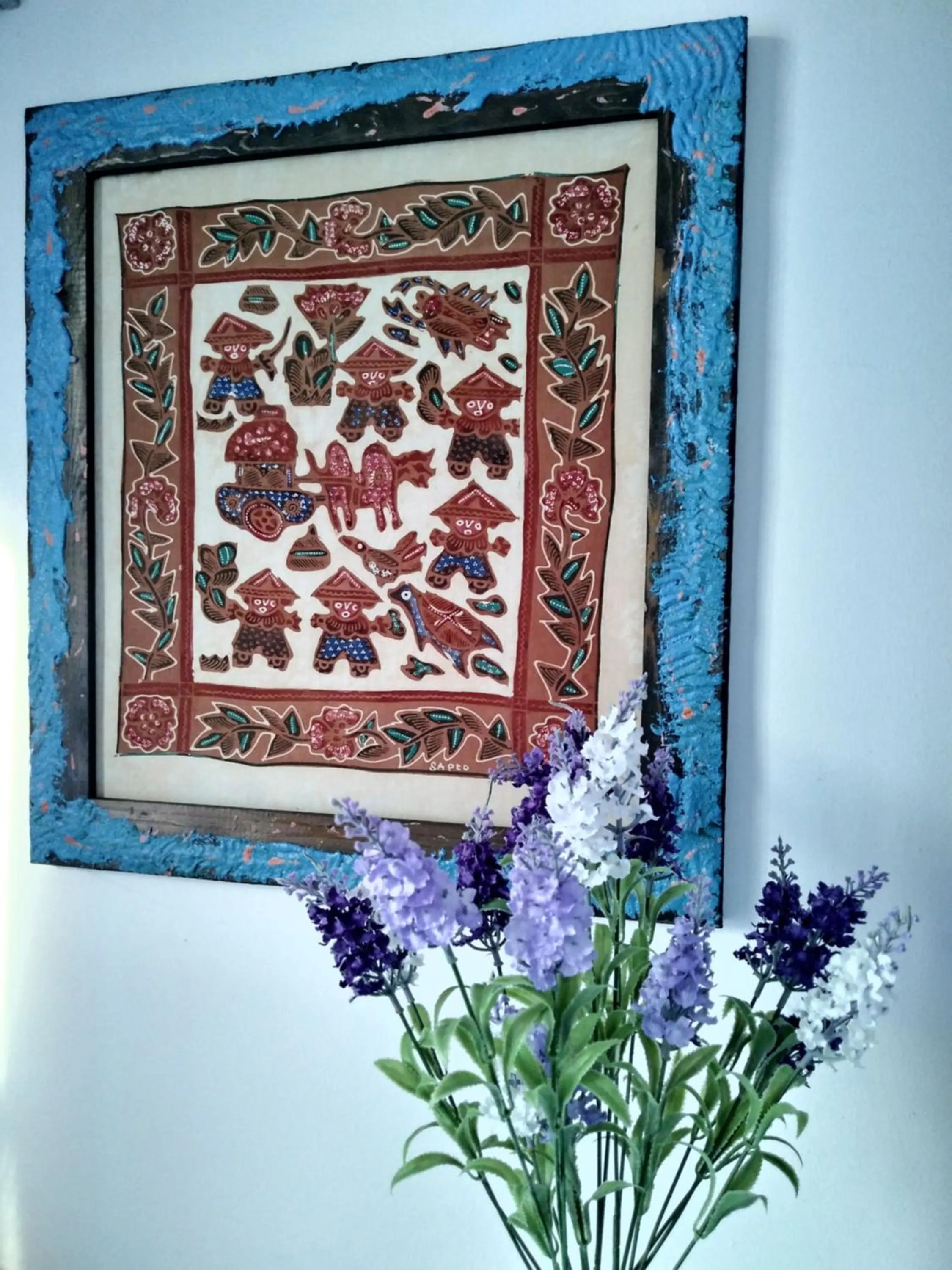 Decorative detail in Blue Moon Hotel