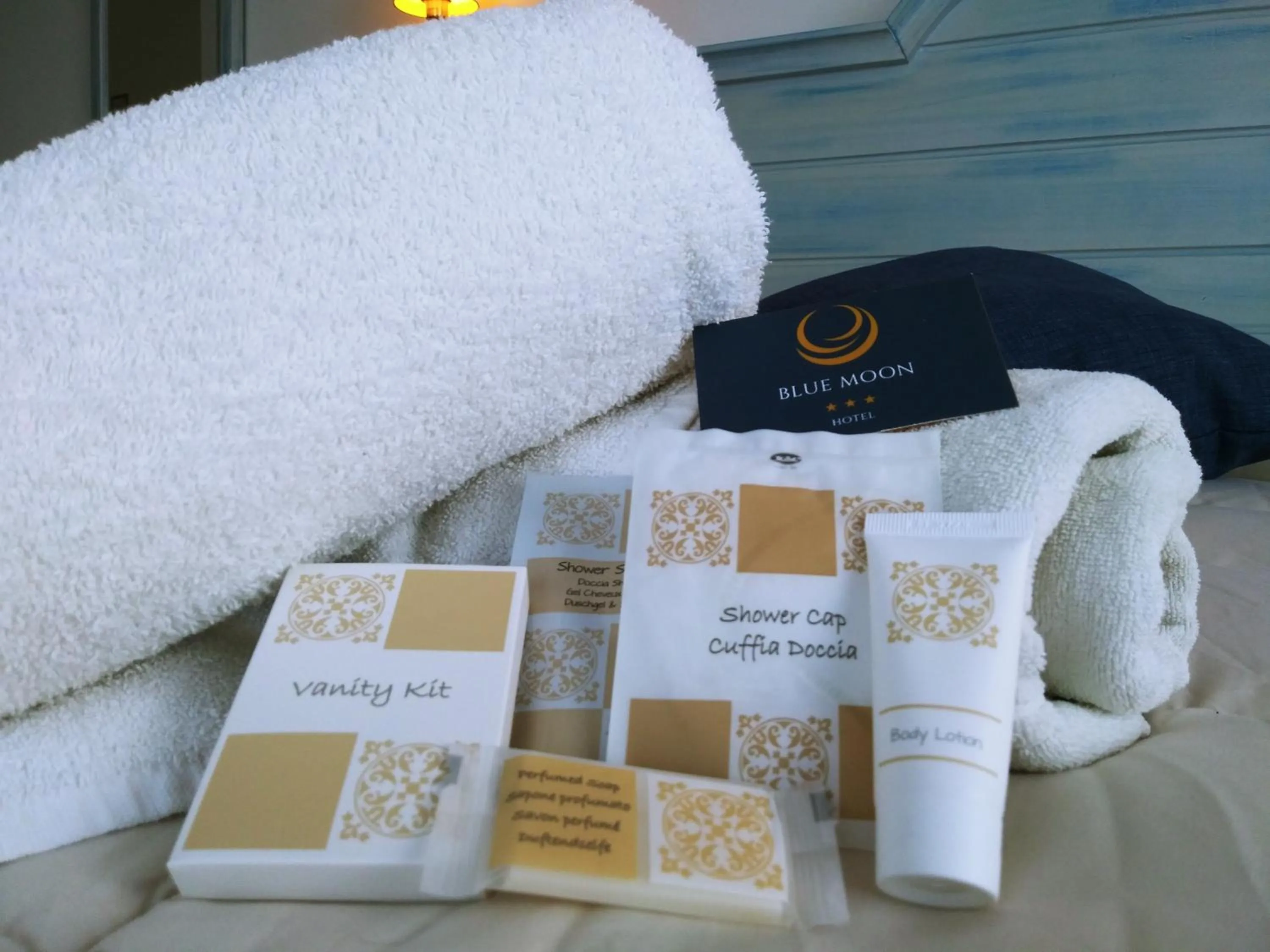 Decorative detail, Bed in Blue Moon Hotel