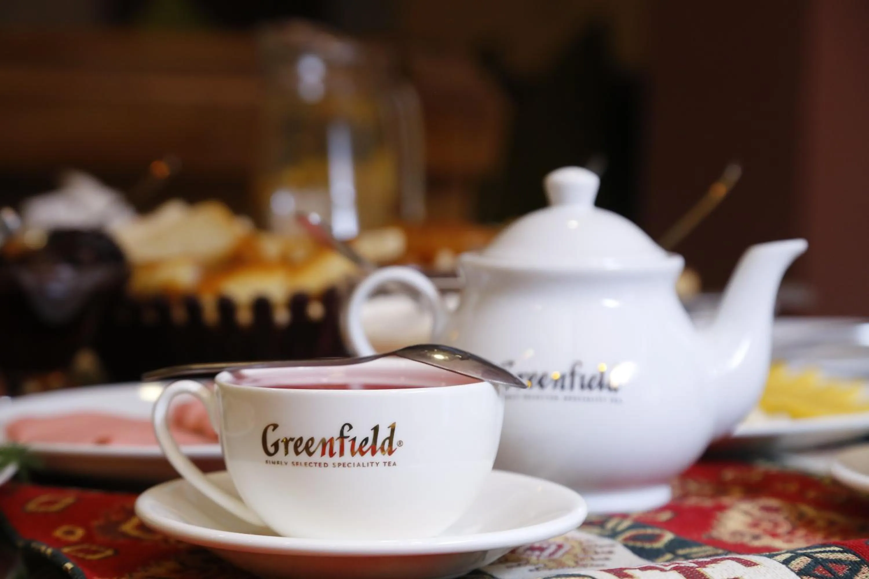 Coffee/tea facilities in Tomu's Hotel