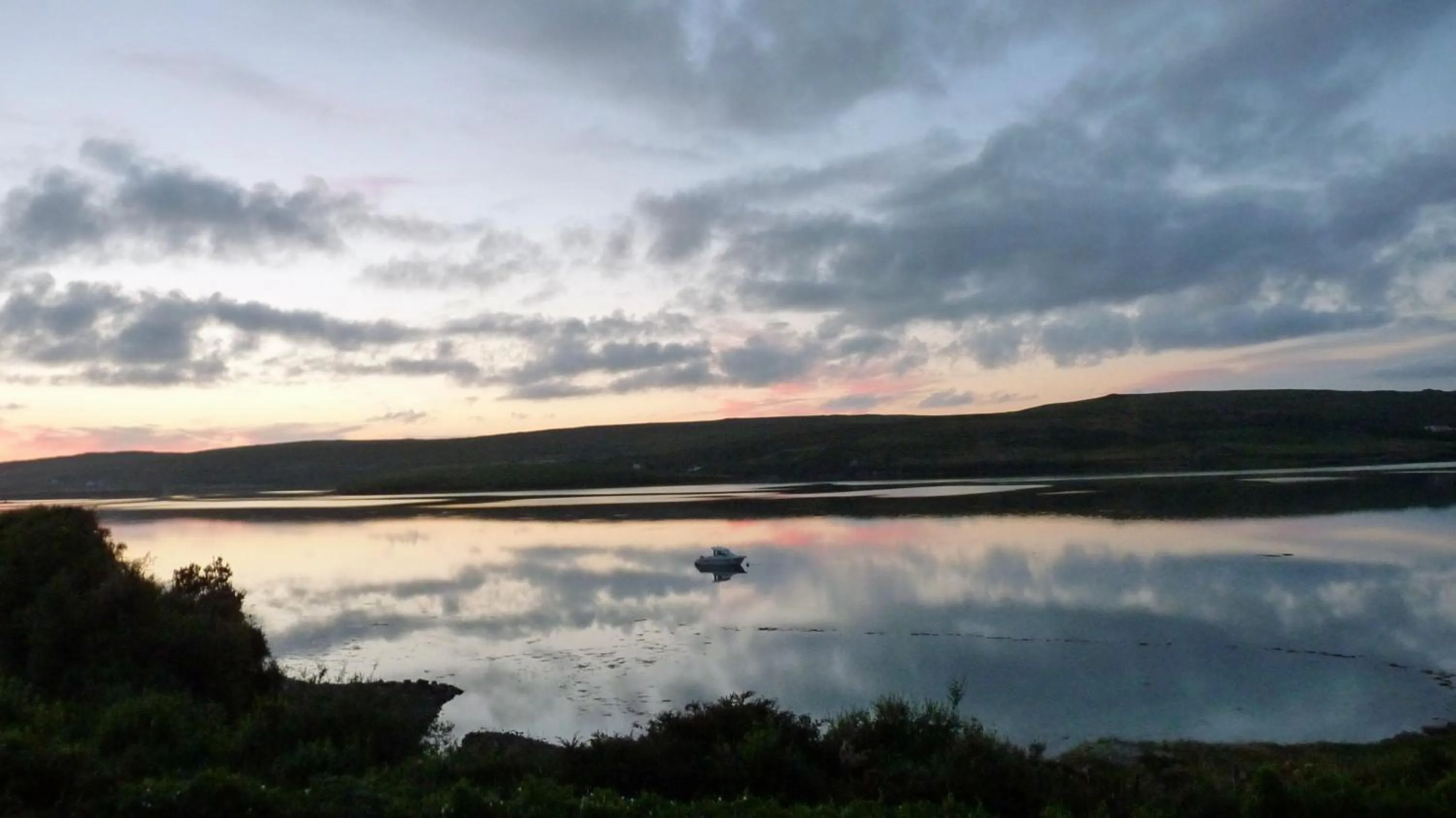 Garden in Waterfront Rest B&B