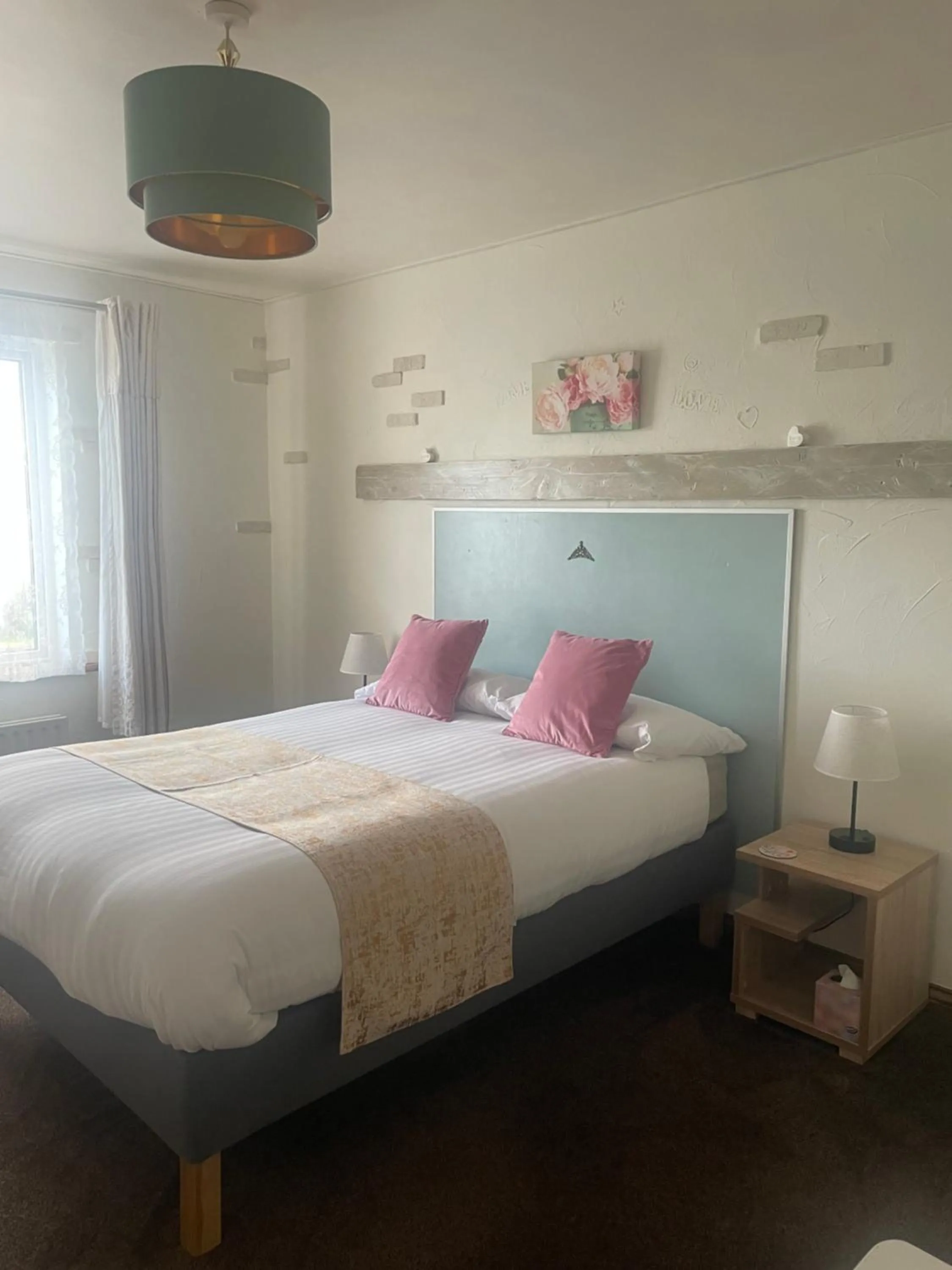 Bedroom, Bed in Waterfront Rest B&B