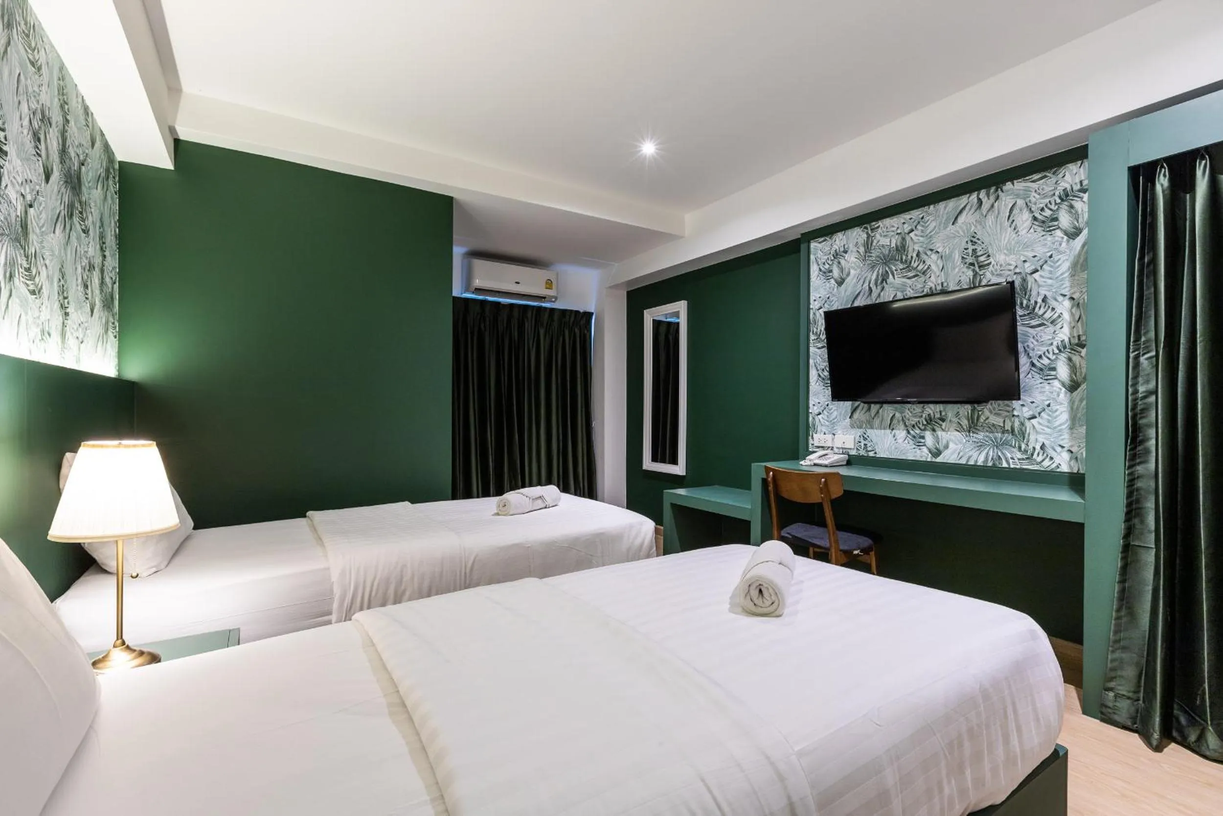 Bedroom, Bed in Siam Star Hotel