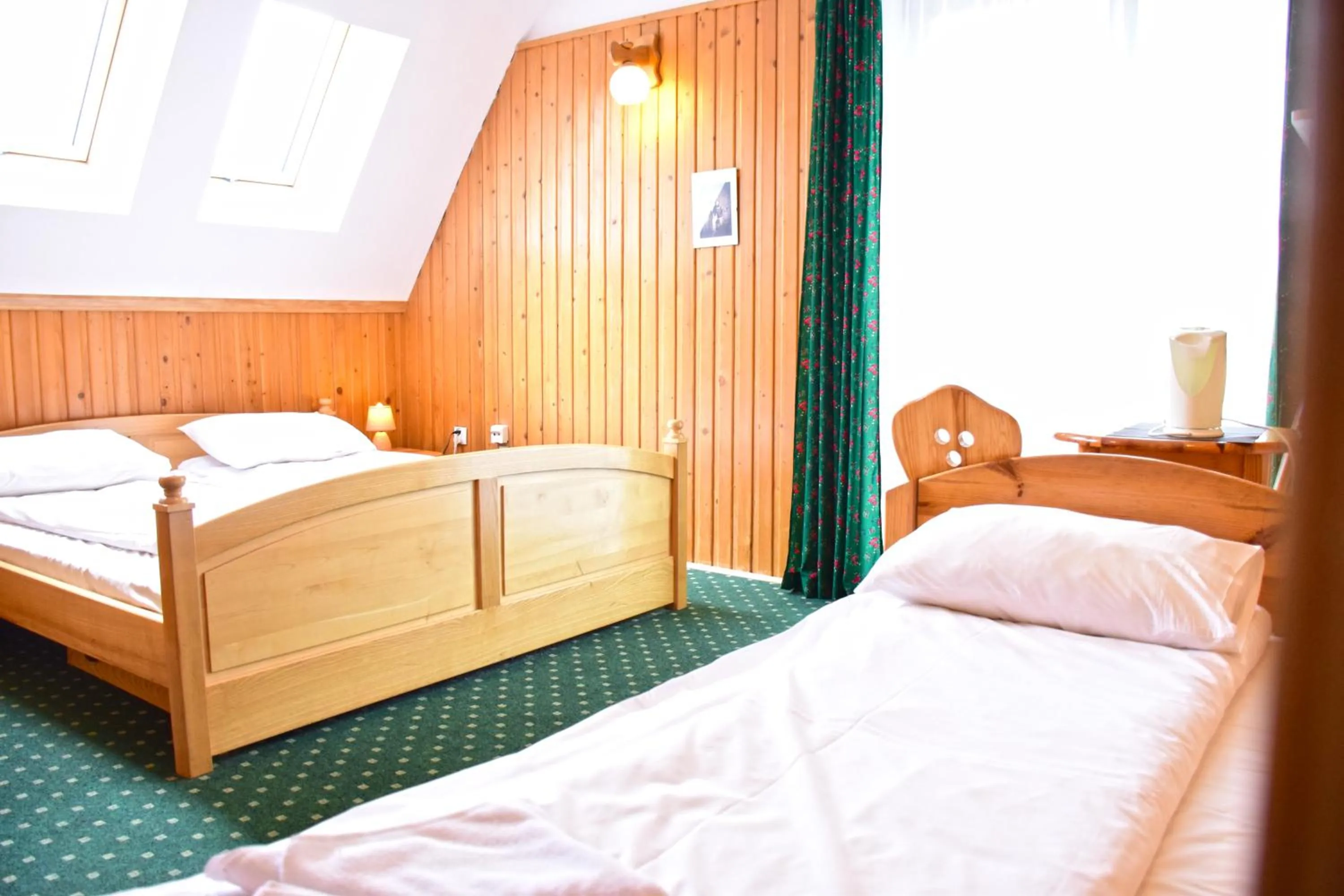 Photo of the whole room, Bed in Willa Halka