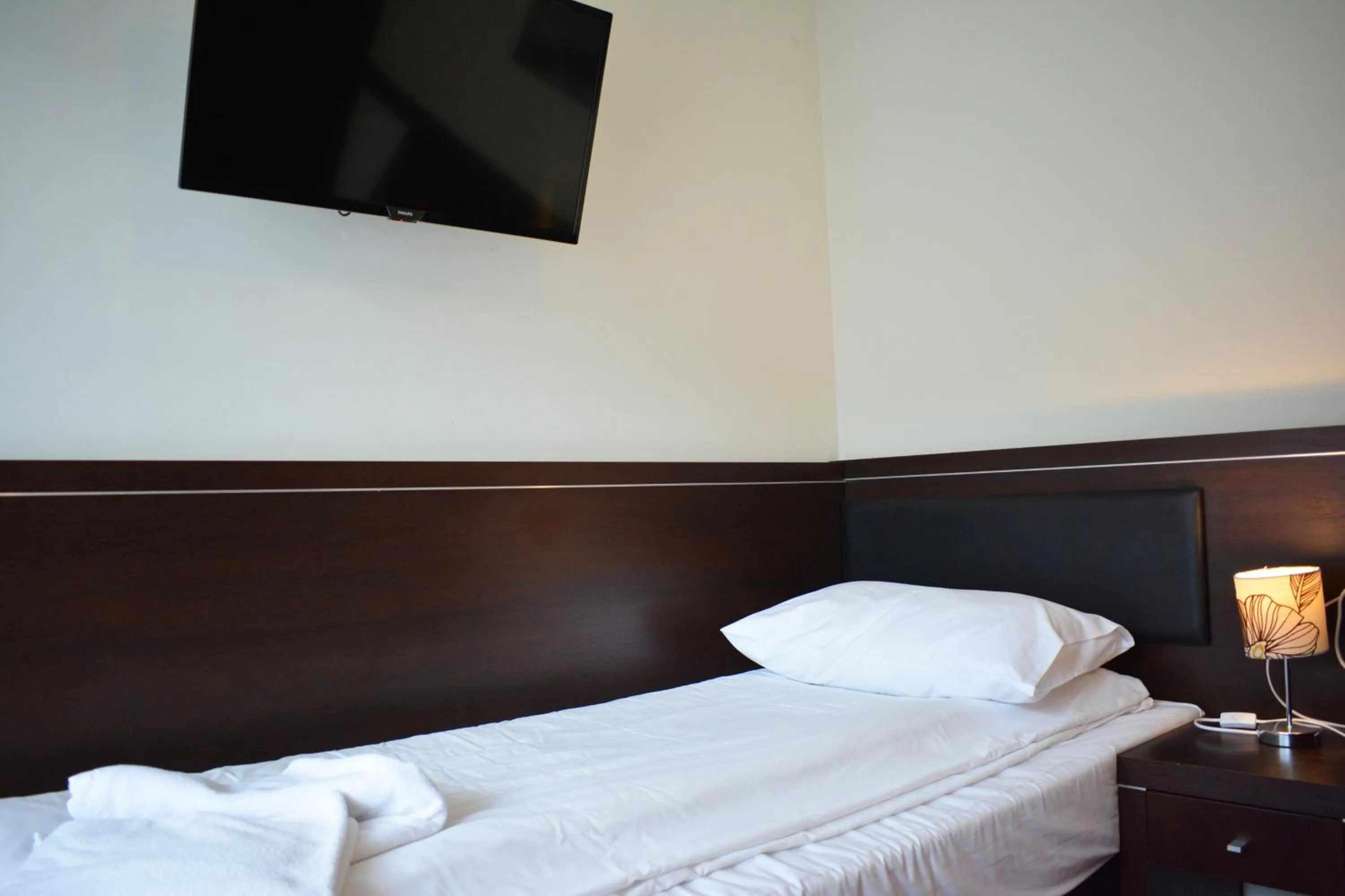 Photo of the whole room, Bed in Willa Halka