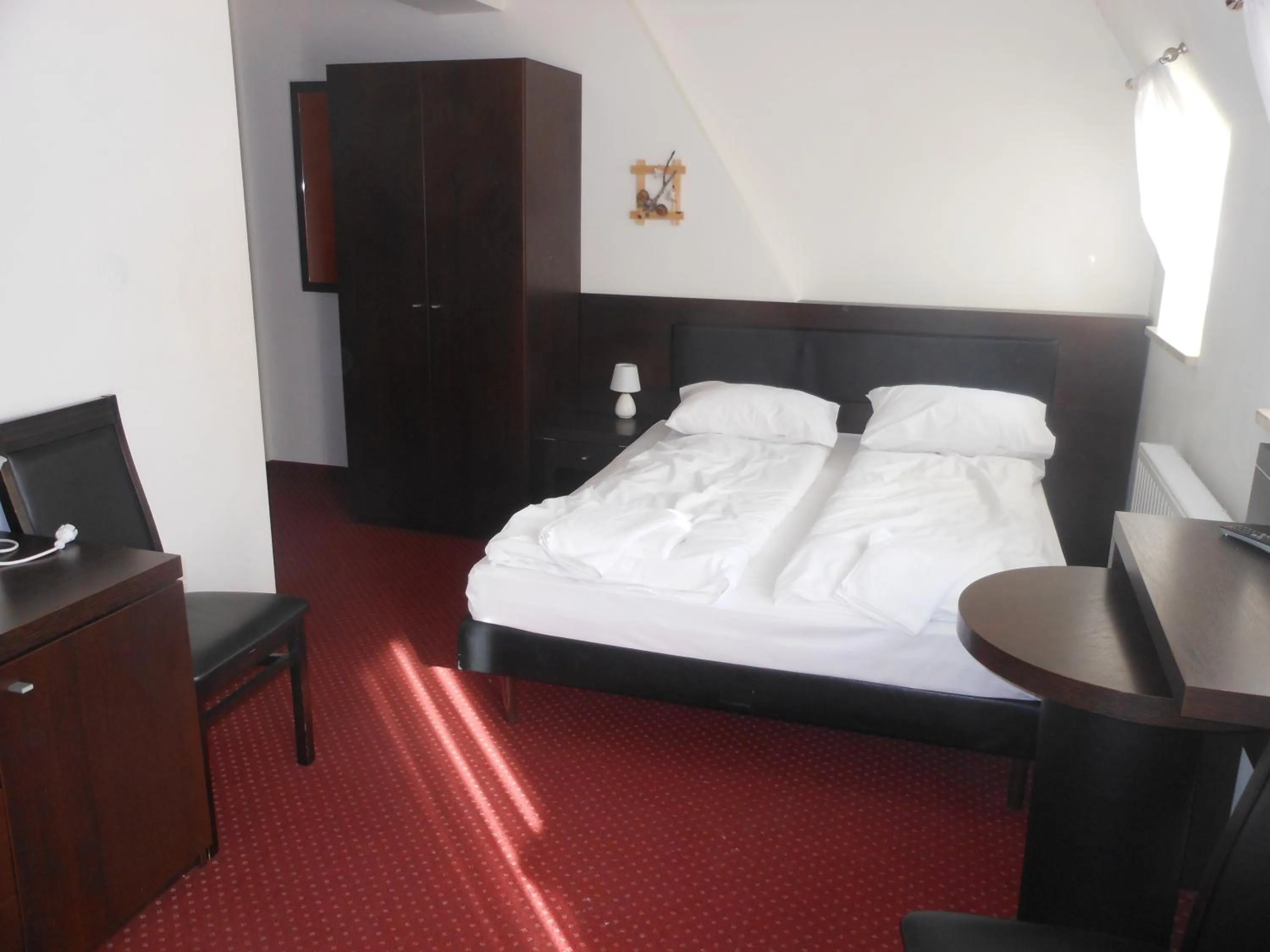 Photo of the whole room, Bed in Willa Halka