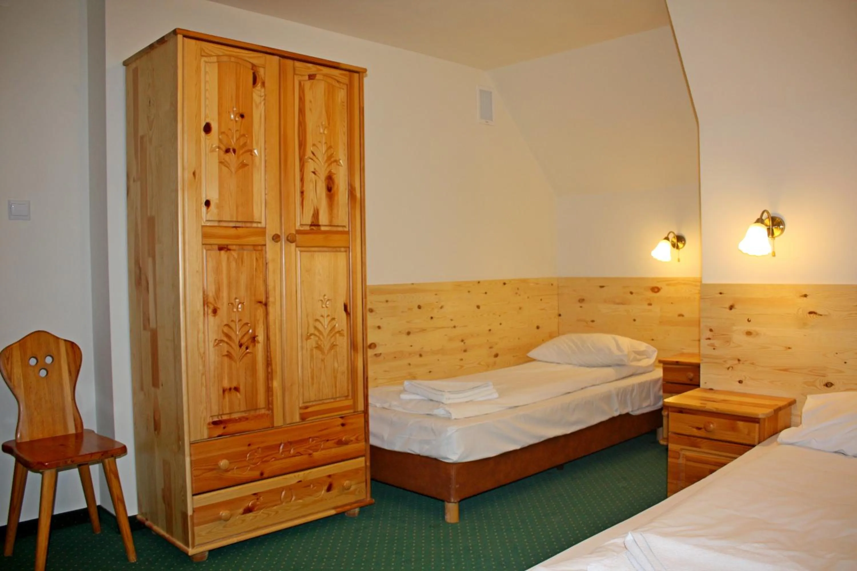 Photo of the whole room, Bed in Willa Halka