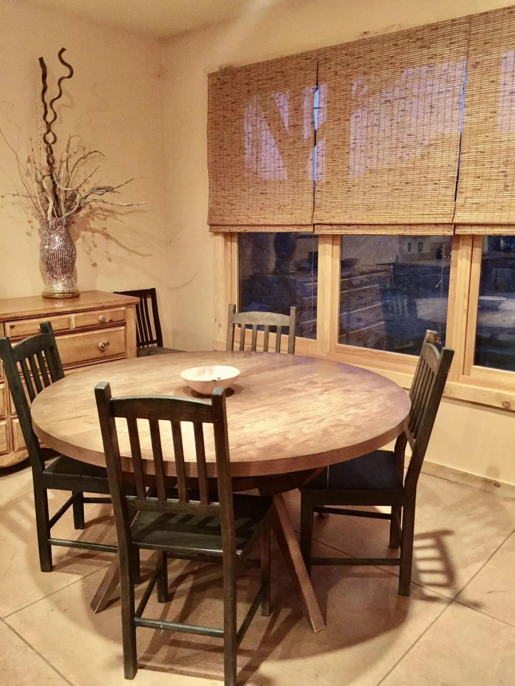 Dining area in The Sanctuary by the Golf Course