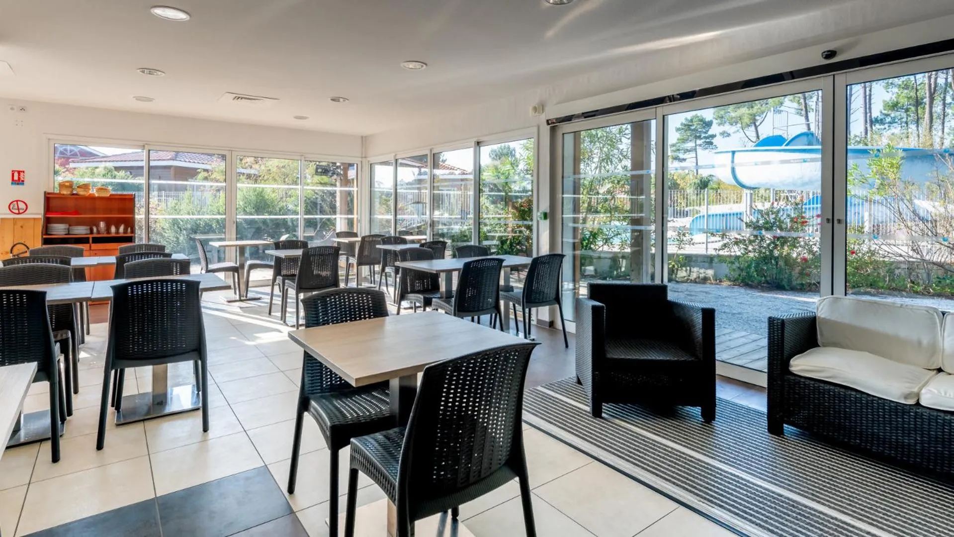 Living room in Vacancéole - Le Domaine des Grands Lacs