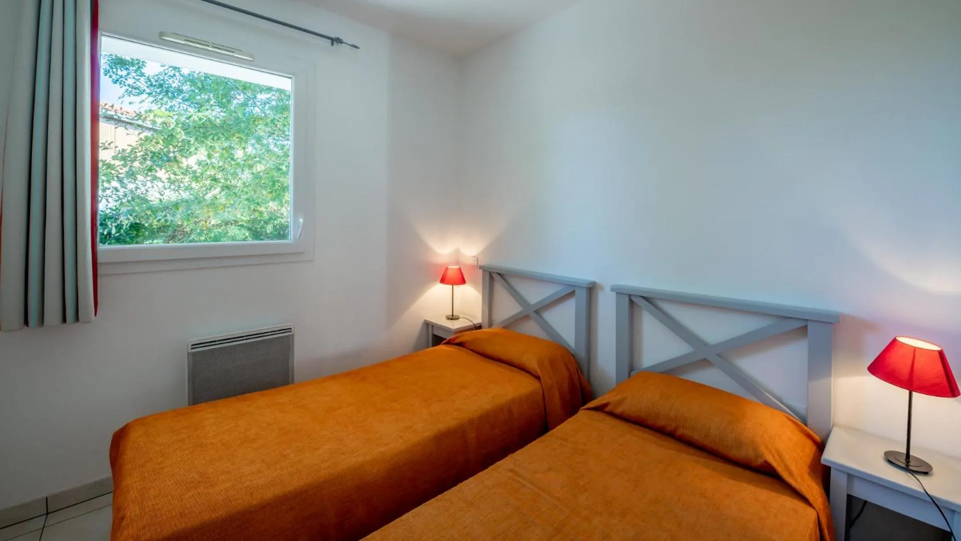 Bedroom, Bed in Vacancéole - Le Domaine des Grands Lacs