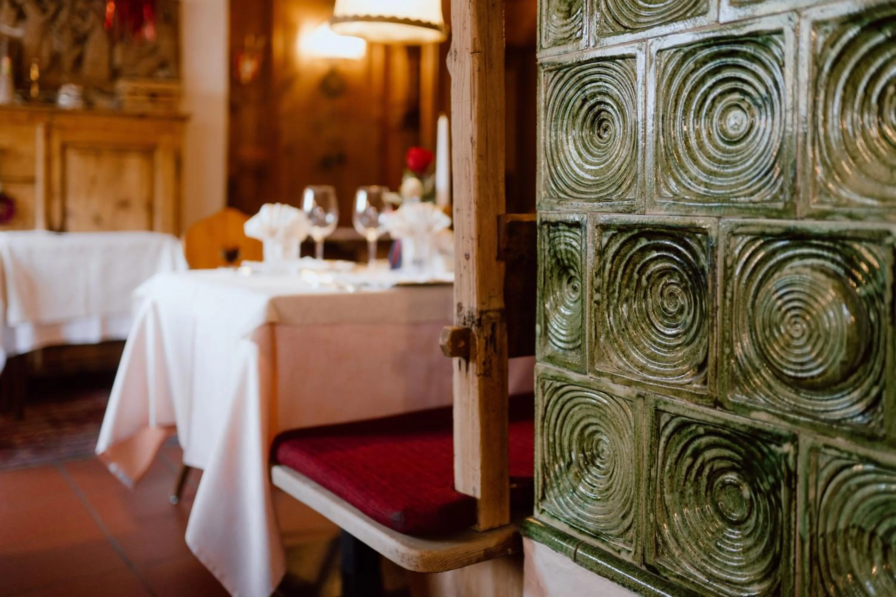 Dining area in Arthotel Gratschwirt