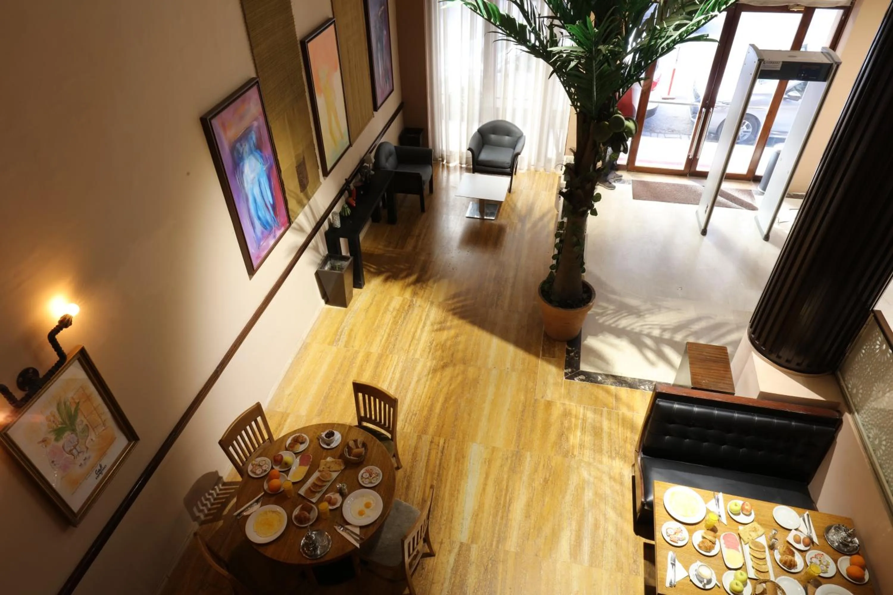 Restaurant/places to eat in Hôtel Les Saisons