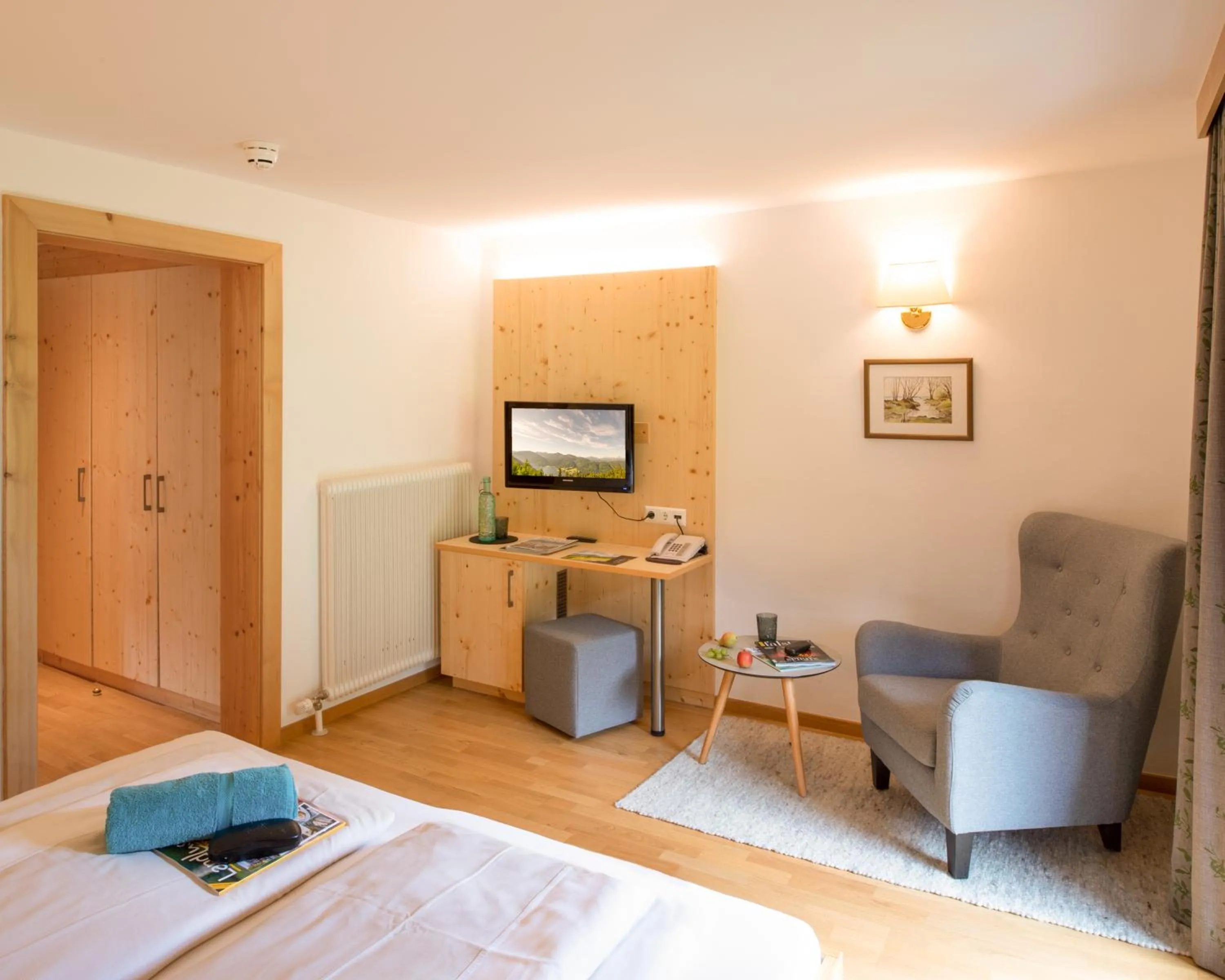 Bed in Hotel Nagglerhof am Weissensee