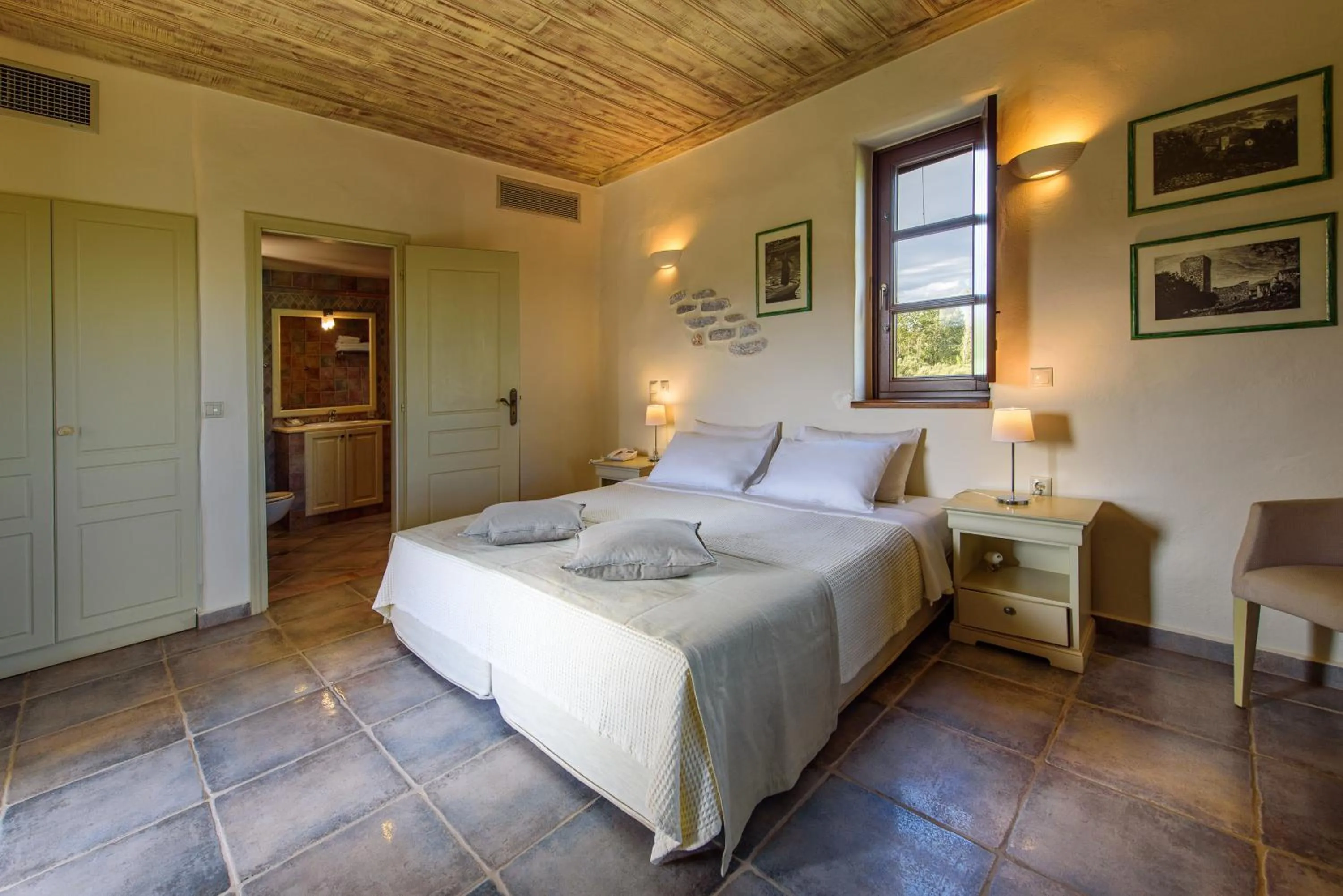 Bed in Castello Antico Hotel