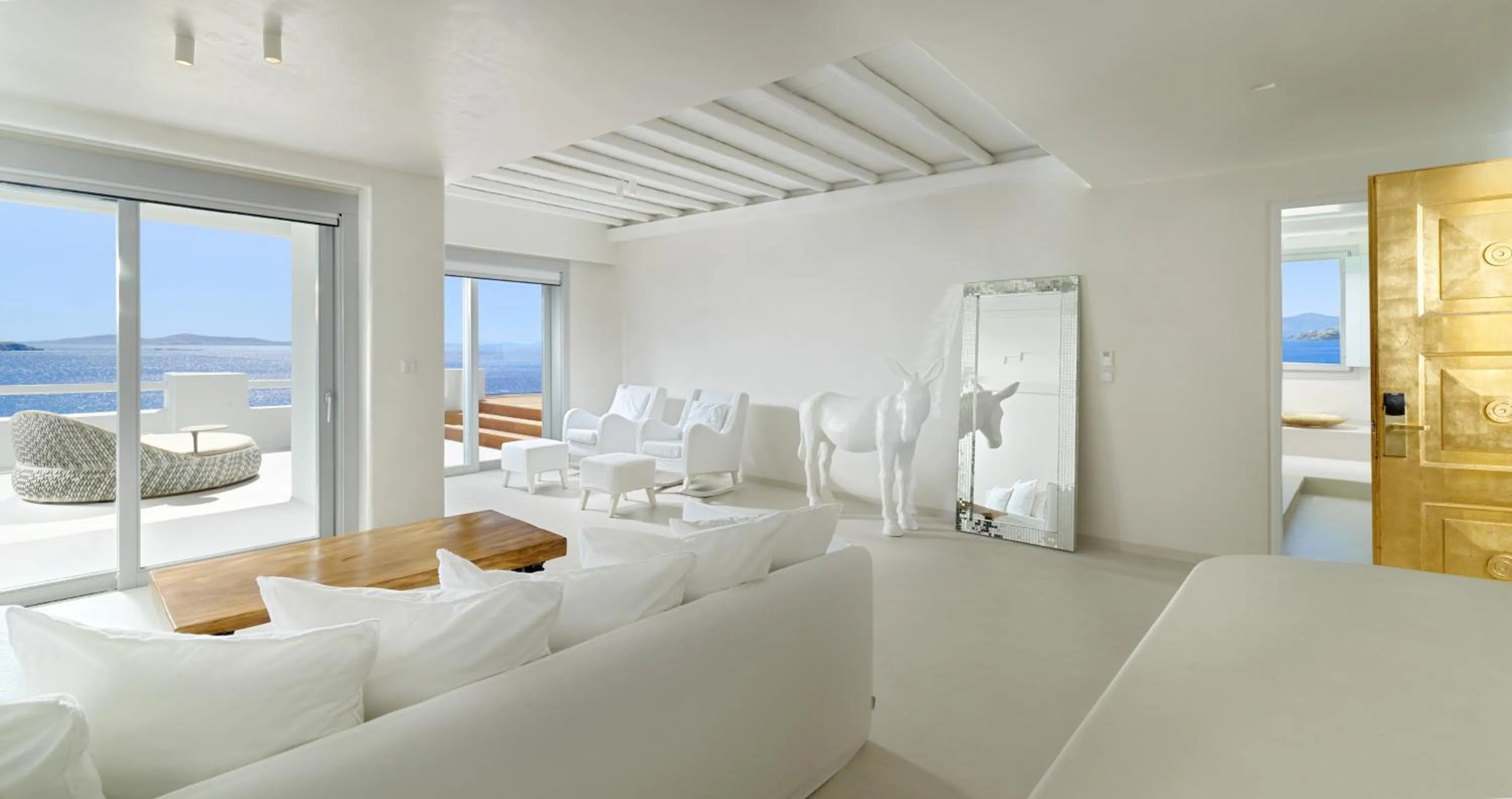 Balcony/Terrace, Bed in Cavo Tagoo Mykonos
