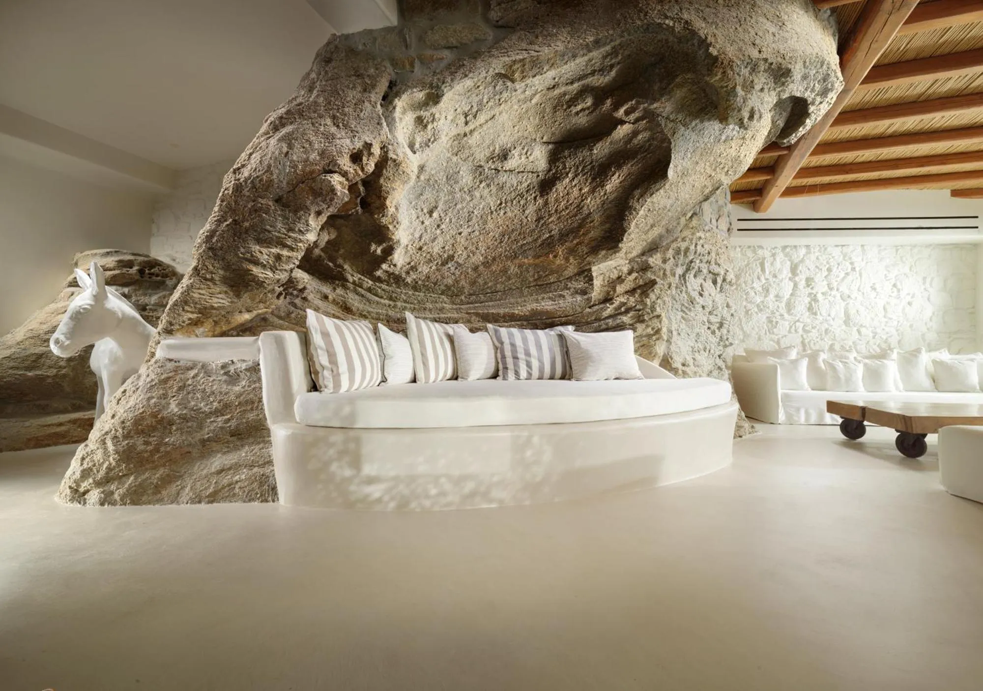 Patio in Cavo Tagoo Mykonos