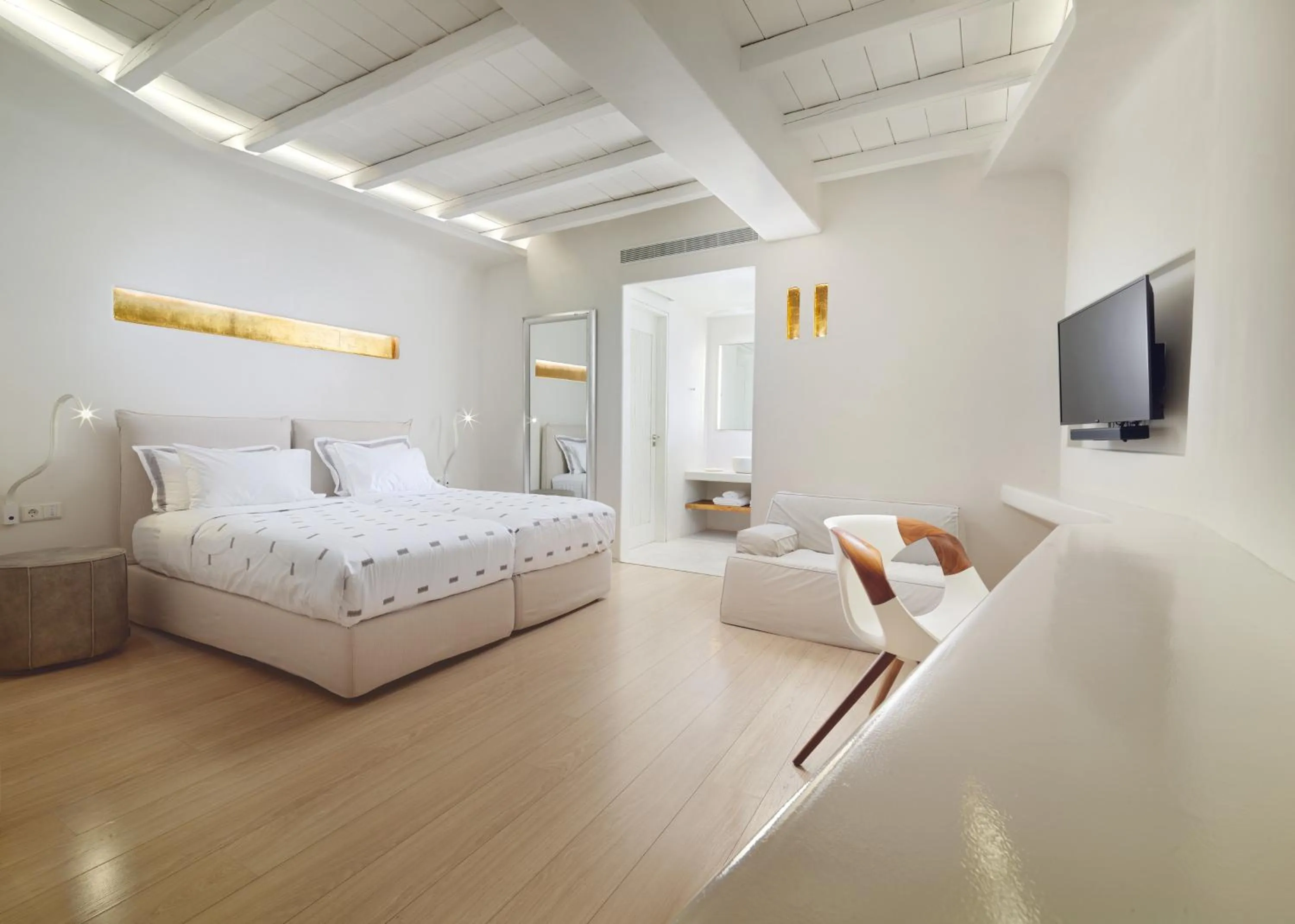 TV and multimedia, Bed in Cavo Tagoo Mykonos