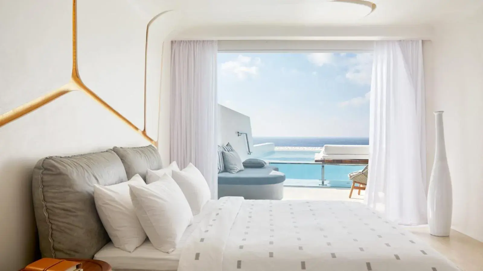 Premium room with Pool in Cavo Tagoo Mykonos Premium room with Pool in Cavo Tagoo Mykonos