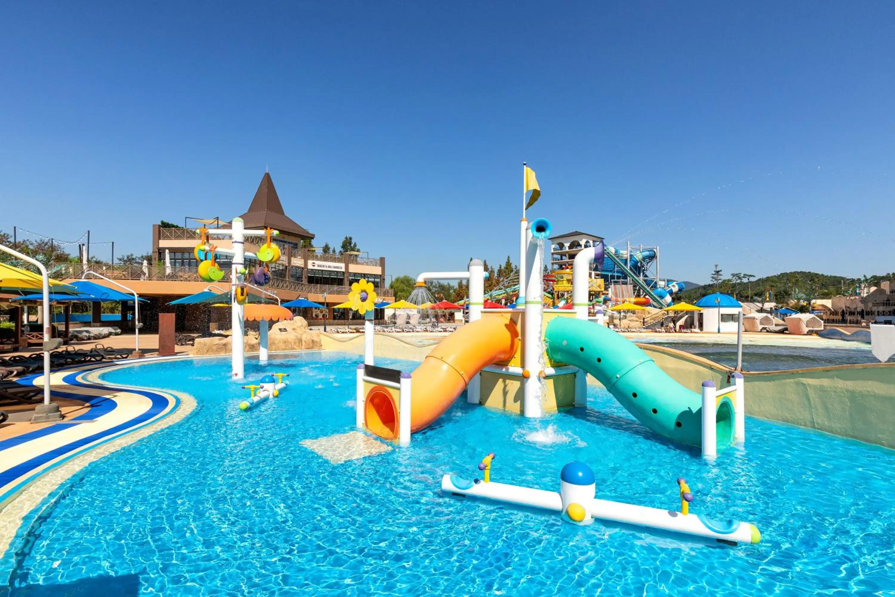 children in Sono Belle Cheonan