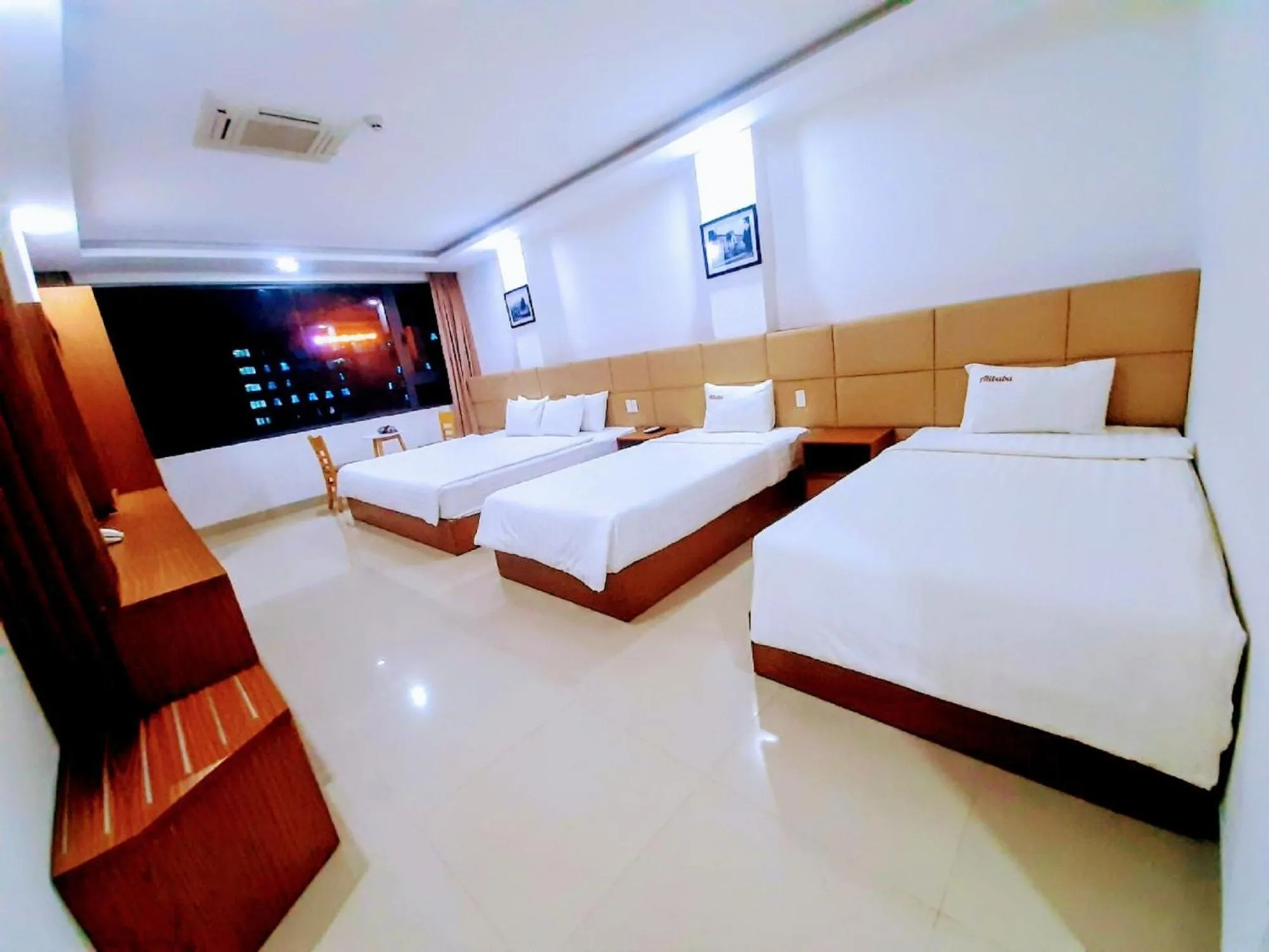 Photo of the whole room, Bed in Alibaba